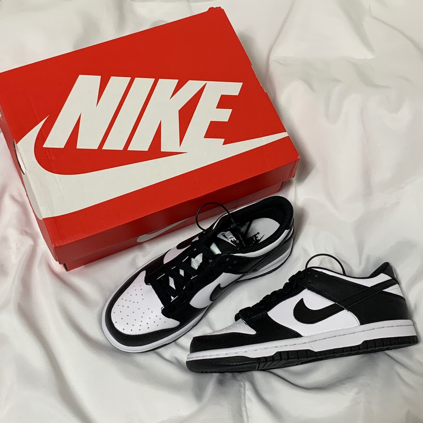 (GS) Nike Dunk Low Black 착용 스타일