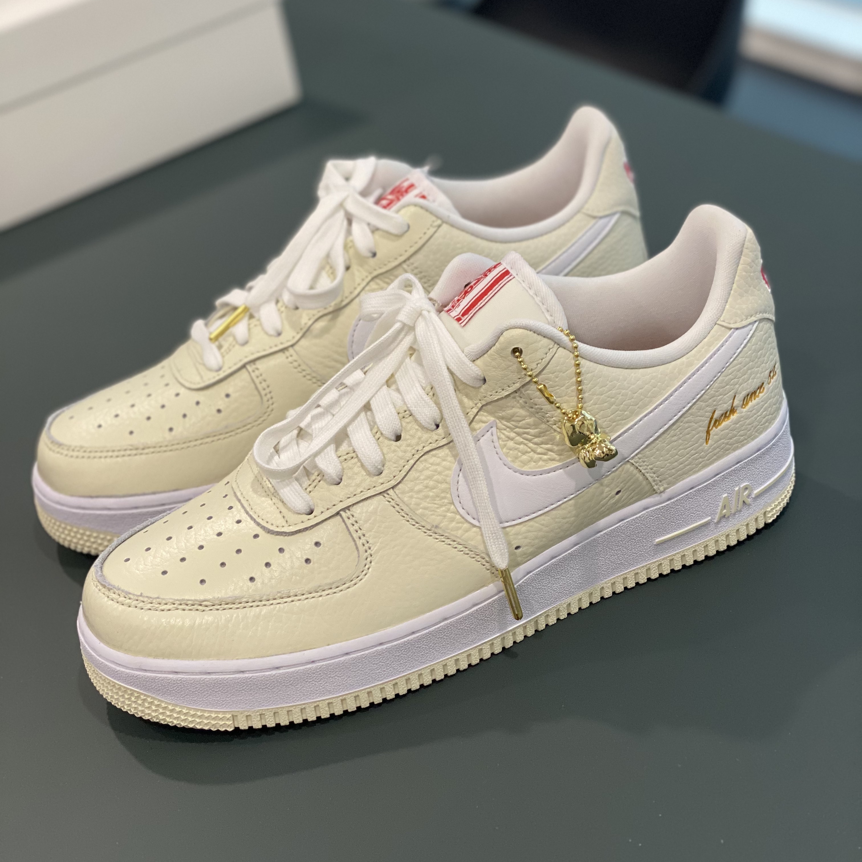 Nike Air Force 1 '07 PRM Popcorn 착용 스타일 - 1
