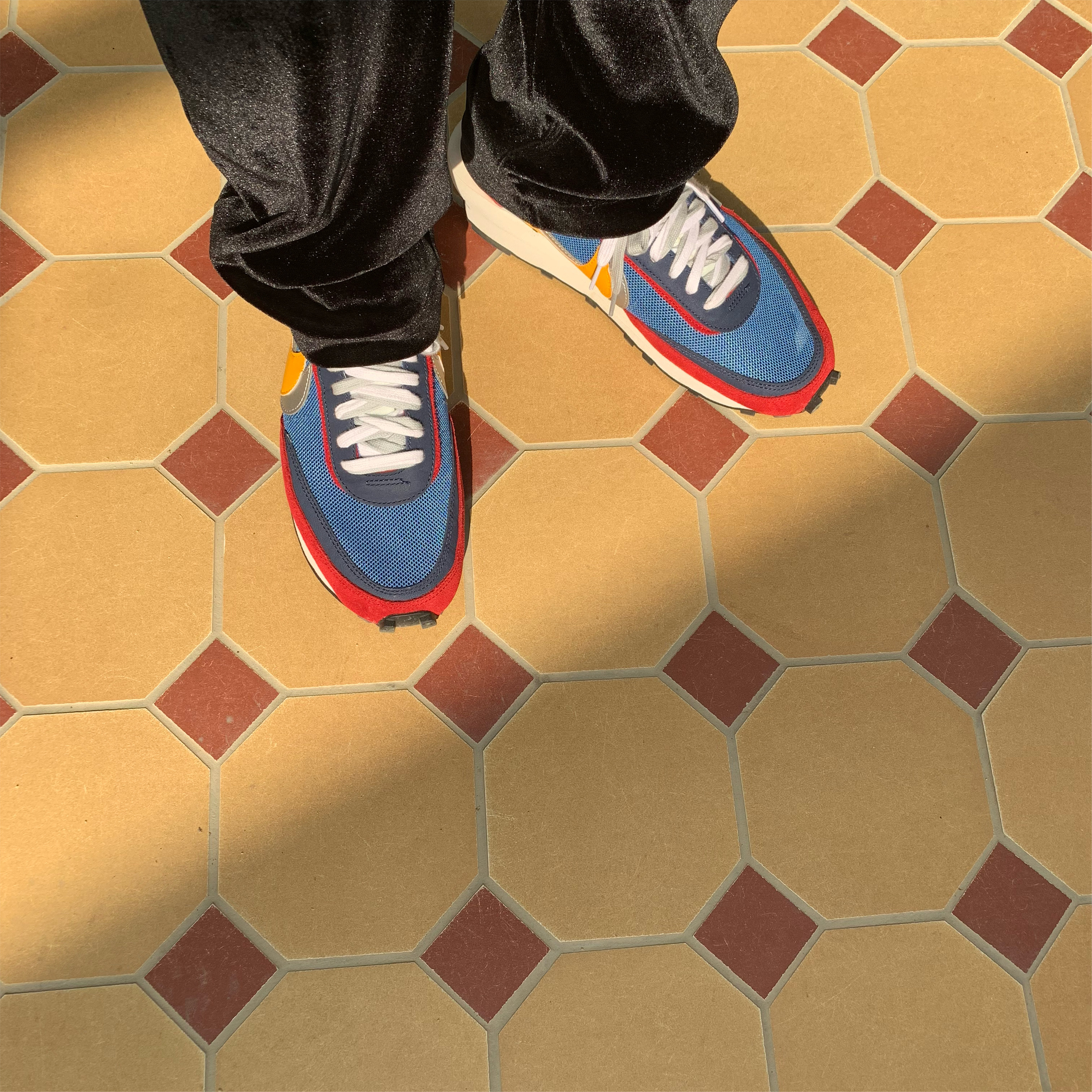 Nike x Sacai LDWaffle Blue Multi 착용 스타일