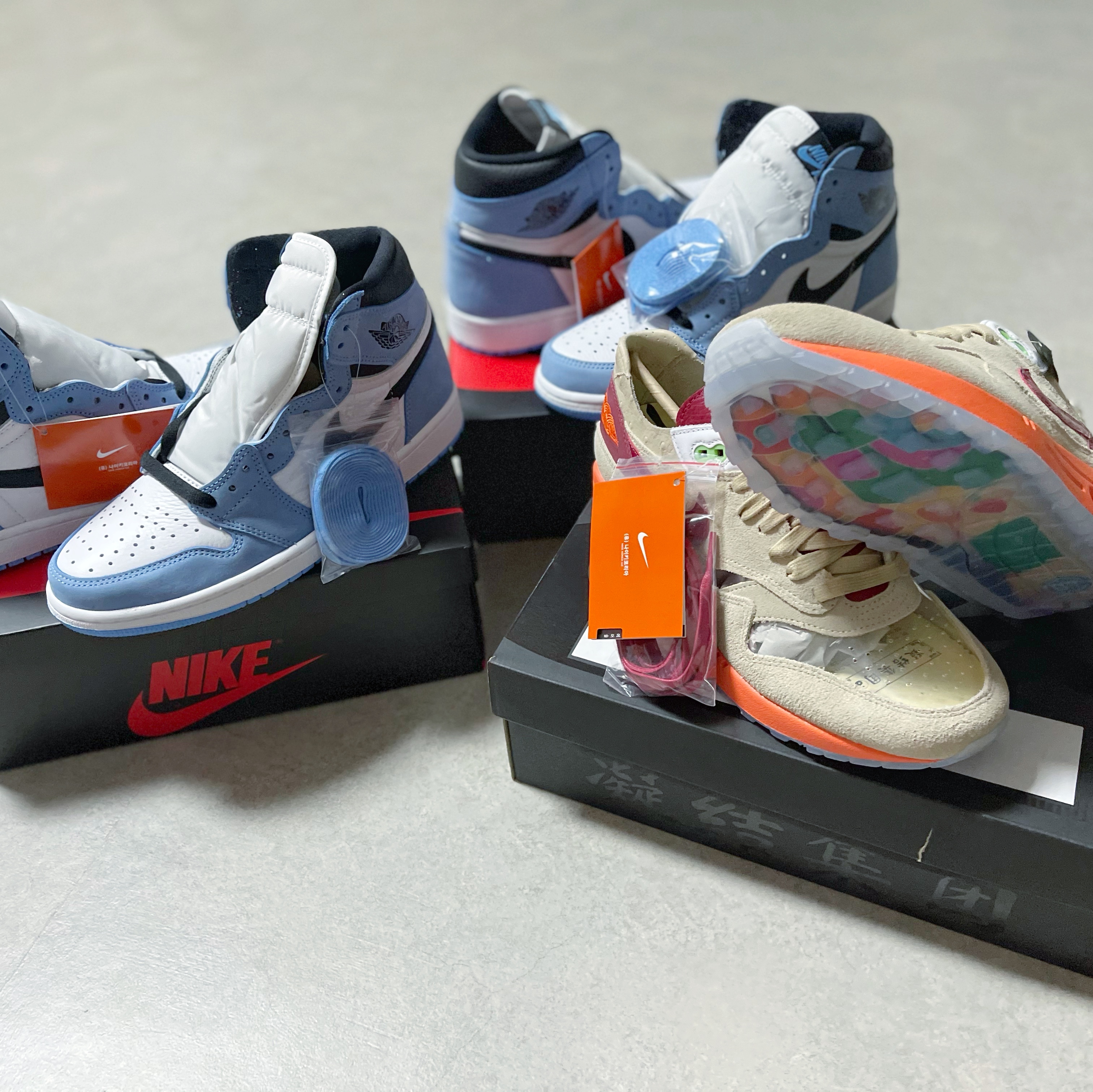 Nike x Clot Air Max 1 Net, Jordan 1 Retro High OG University Blue 착용 스타일