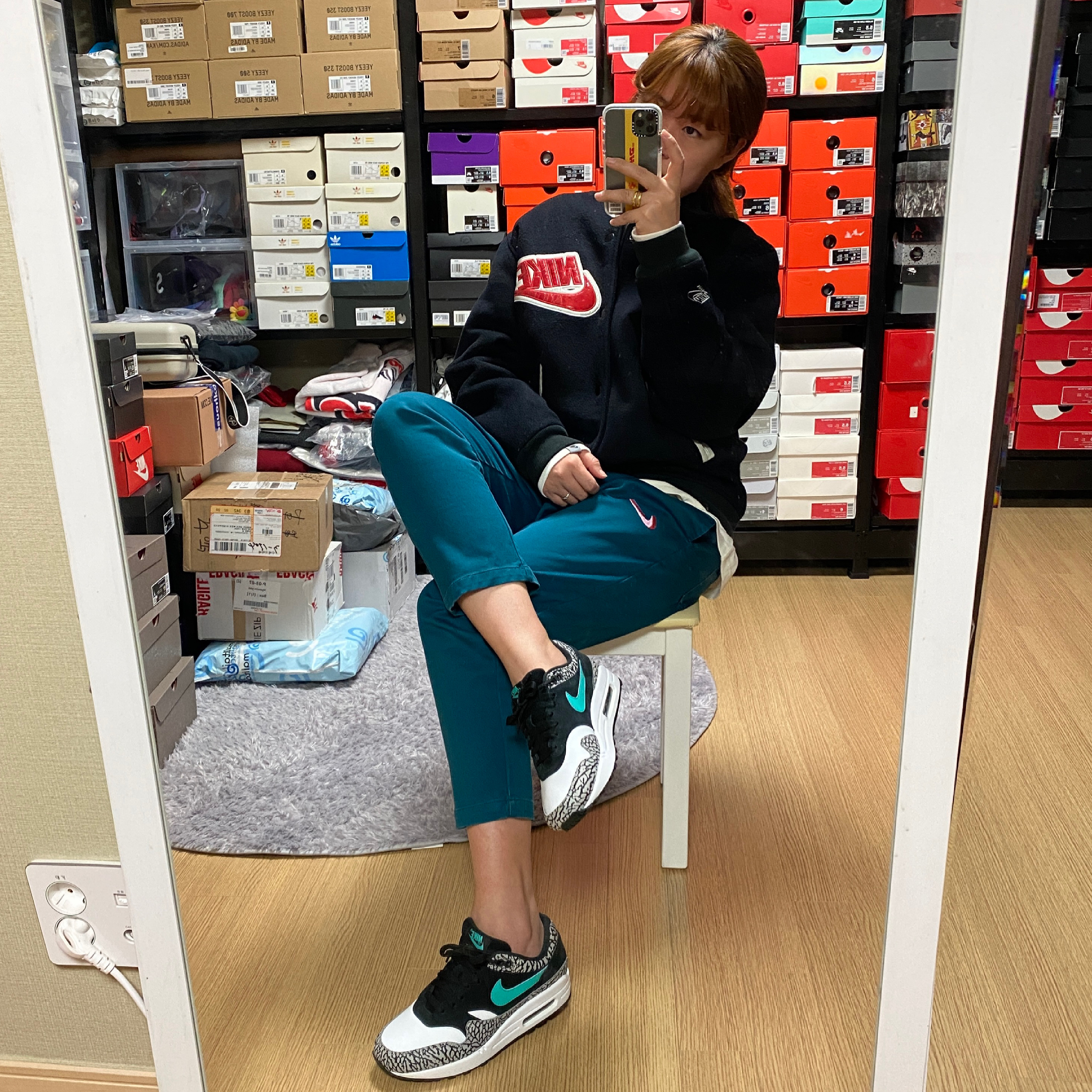 NIke x Atmos Air Max 1 Elephant 2017 착용 스타일