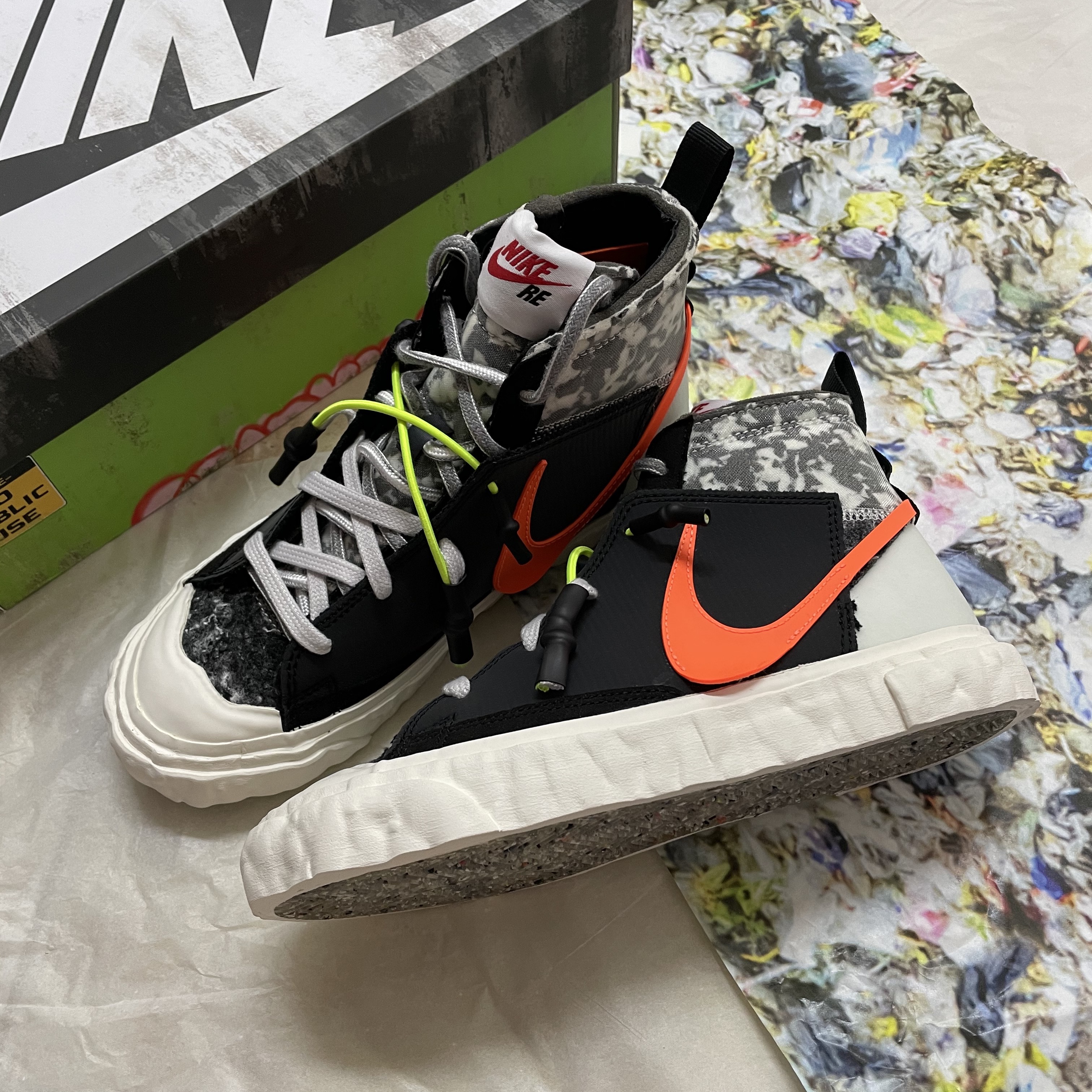 Nike x Readymade Blazer Mid Black 착용 스타일 - 1