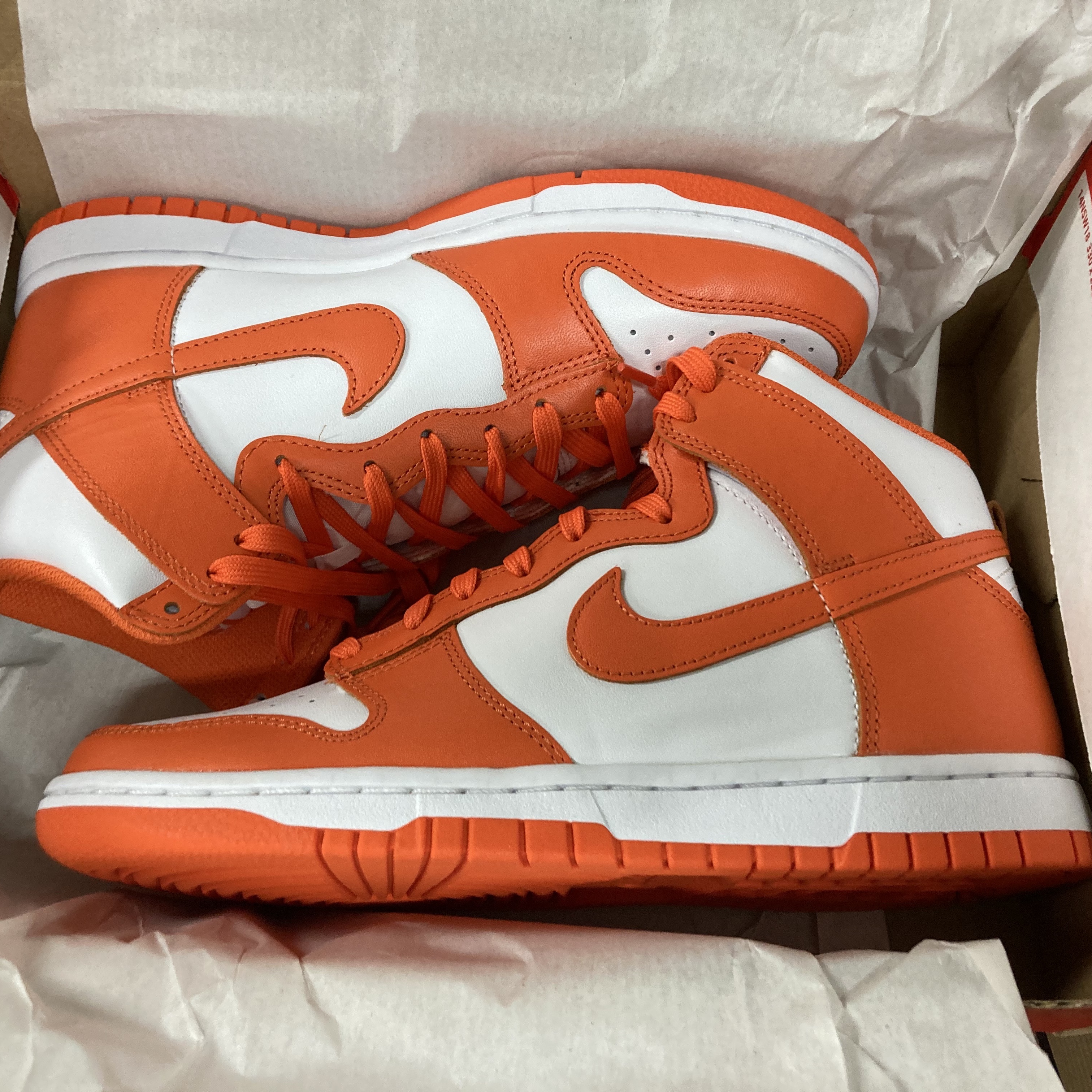 Nike Dunk High Retro Orange Blaze 착용 스타일