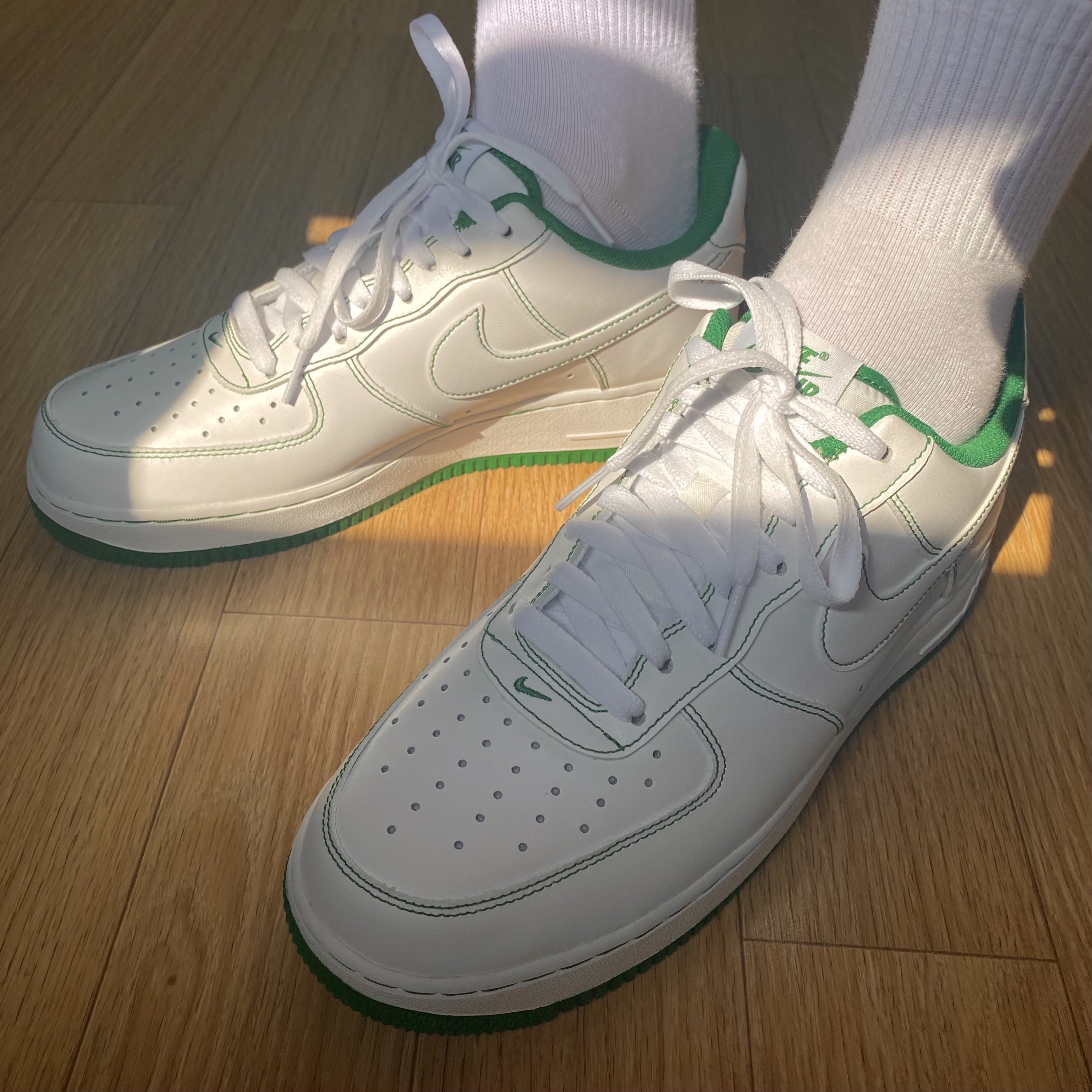 Nike Air Force 1 '07 Stitch Pine Green 착용 스타일
