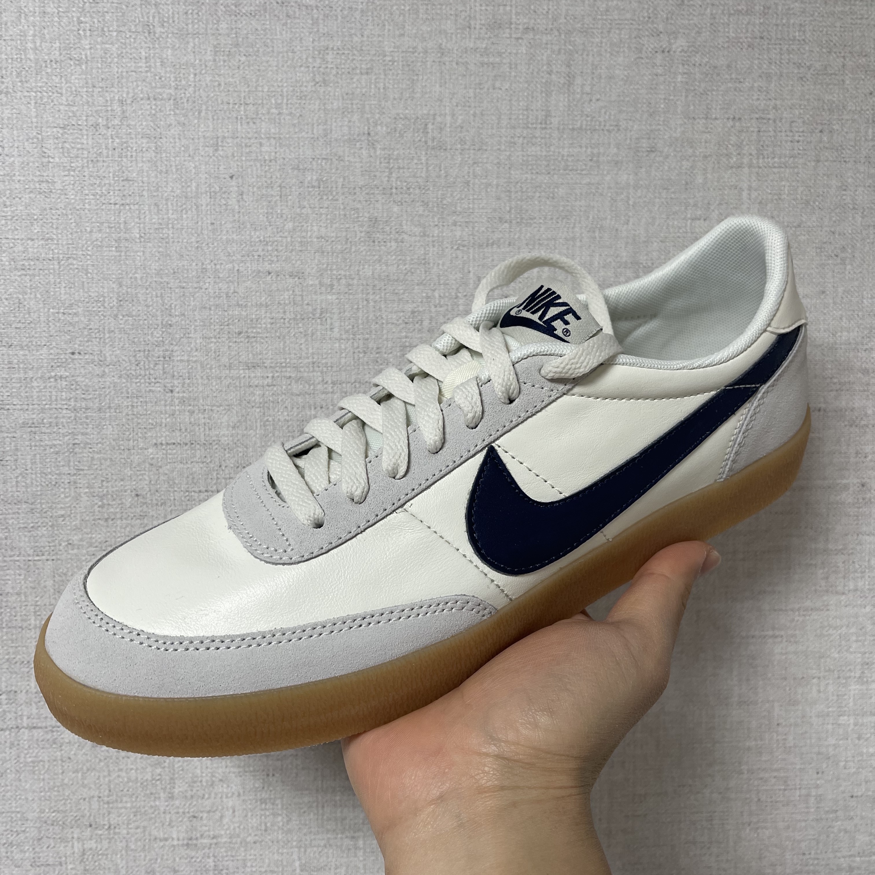 Nike Killshot OG Sail Midnight Navy 착용 스타일