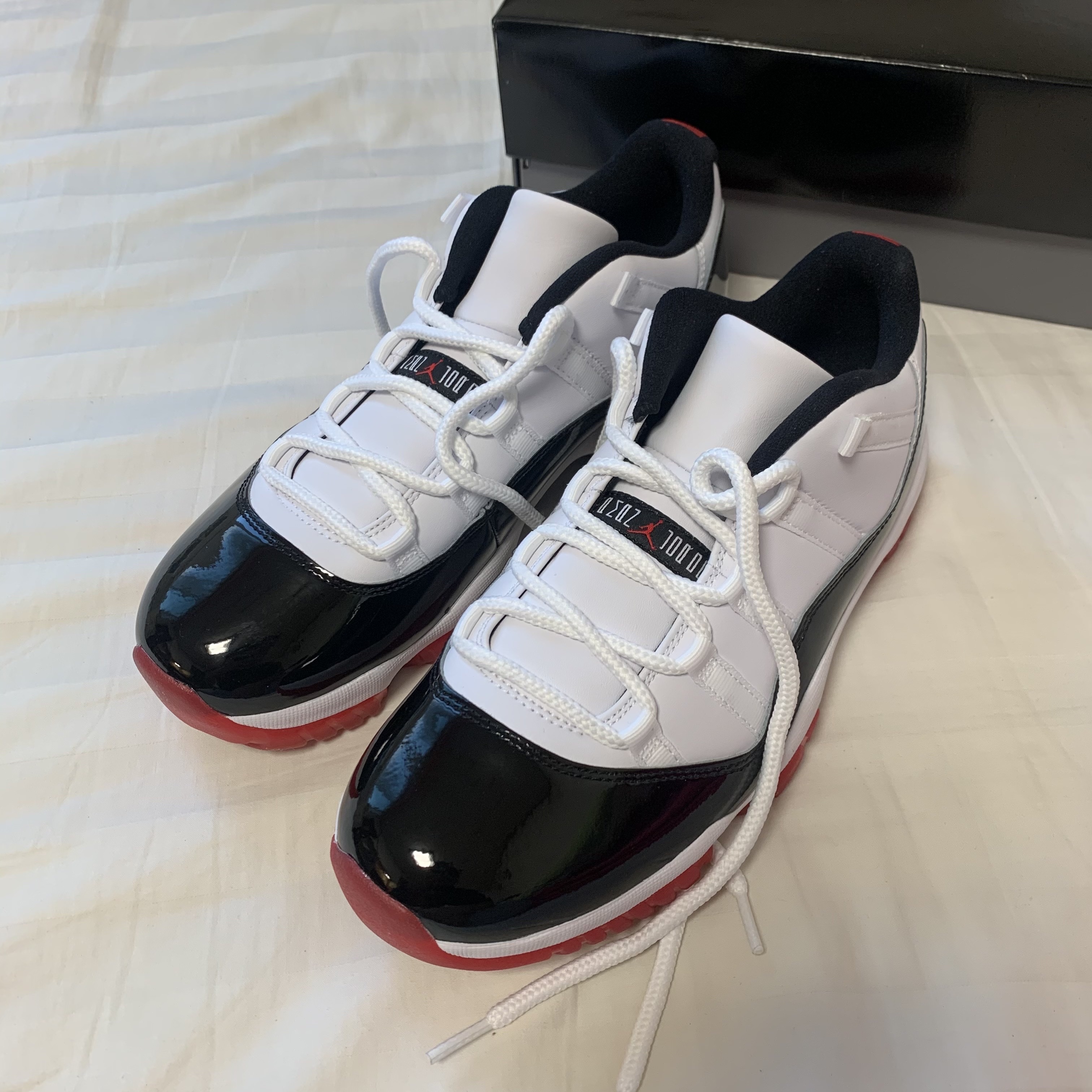 Jordan 11 Retro Low Concord Bred 착용 스타일