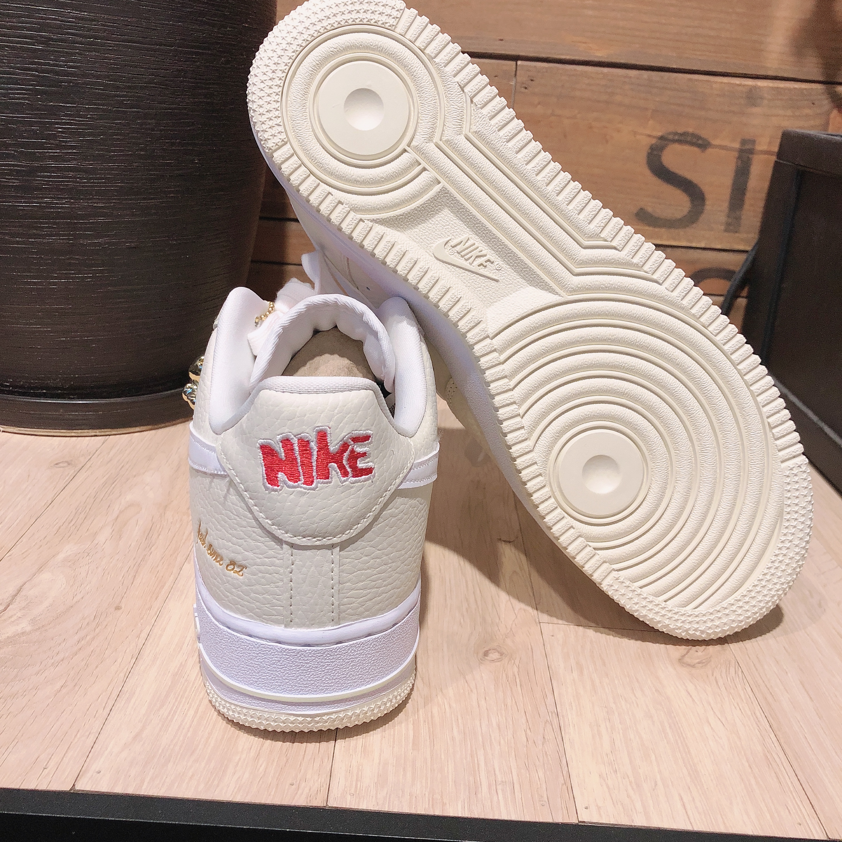 Nike Air Force 1 '07 PRM Popcorn 착용 스타일 - 2