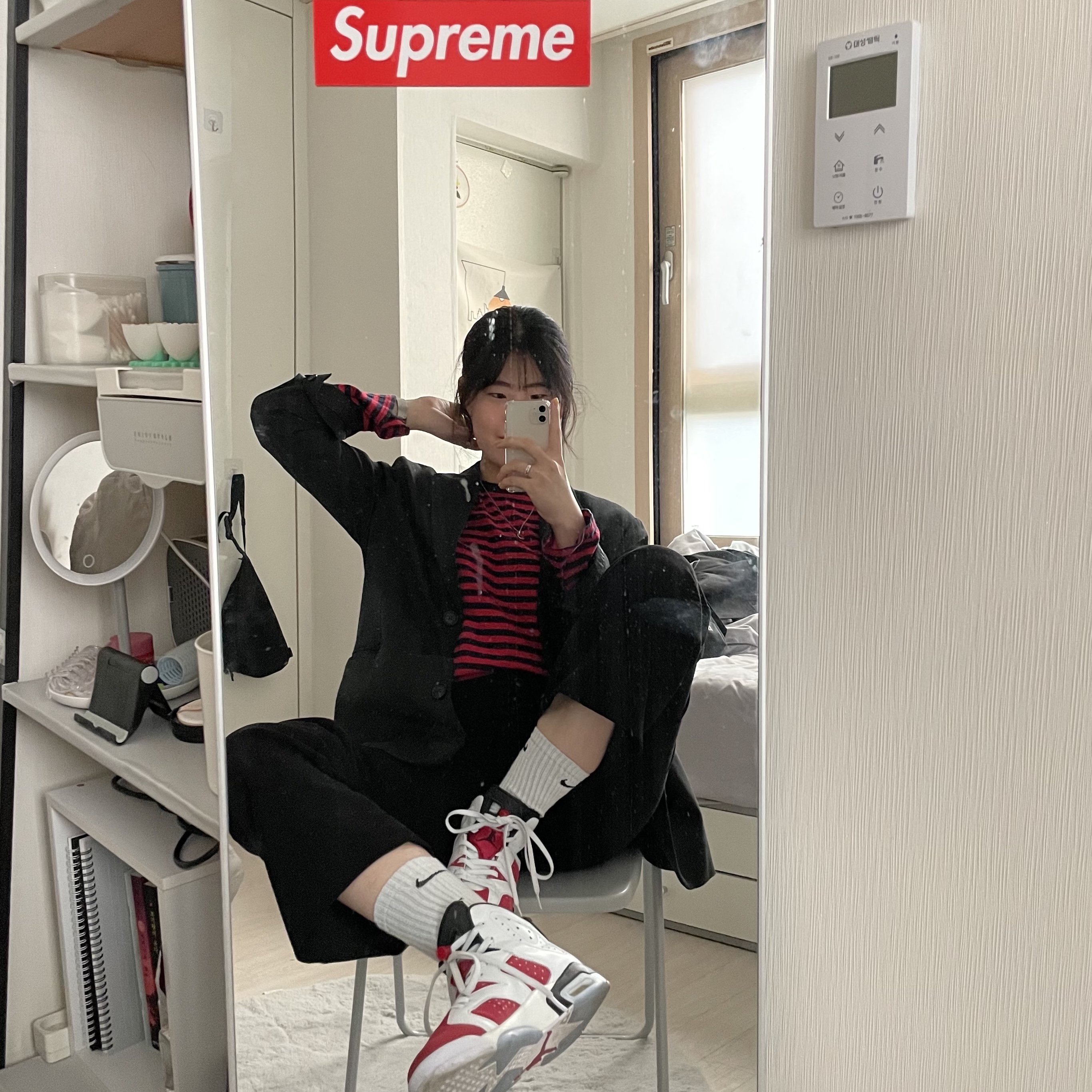 Jordan 6 Retro Carmine 2021, (GS) Jordan 6 Retro Carmine 2021 착용 스타일