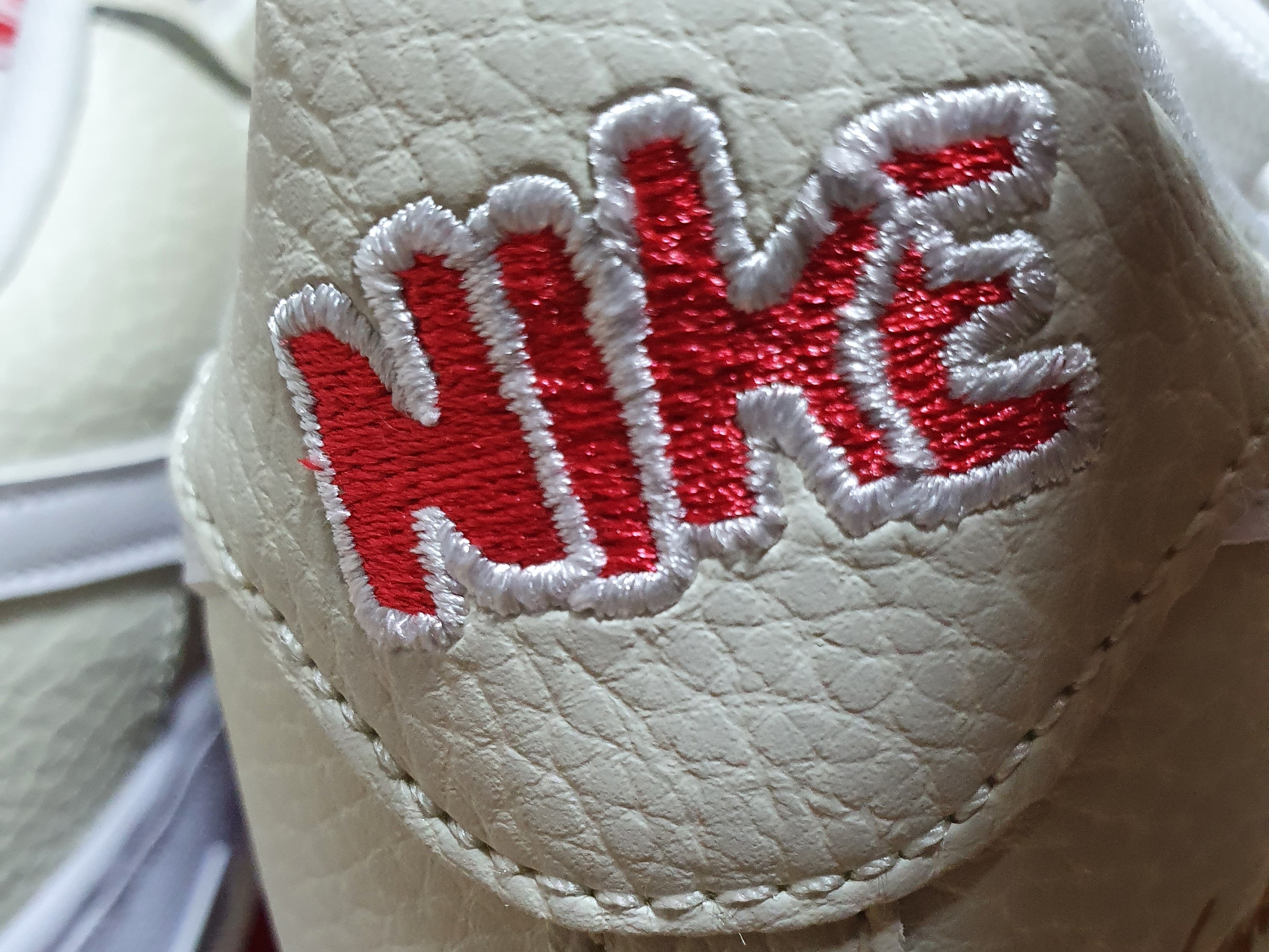 Nike Air Force 1 '07 PRM Popcorn 착용 스타일 - 2