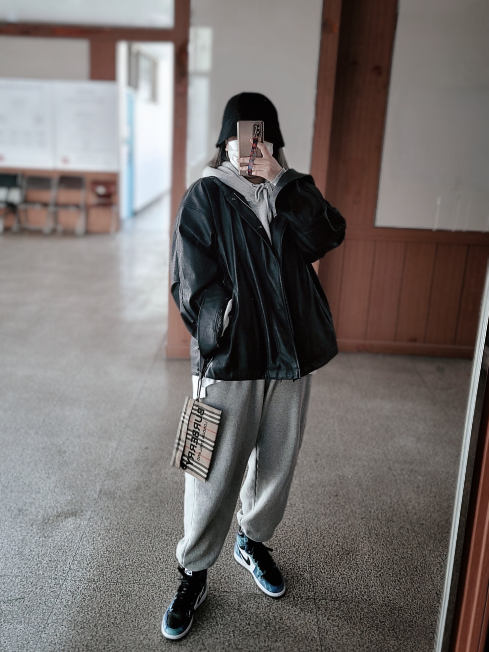 (W) Jordan 1 Retro High Tie-Dye 착용 스타일
