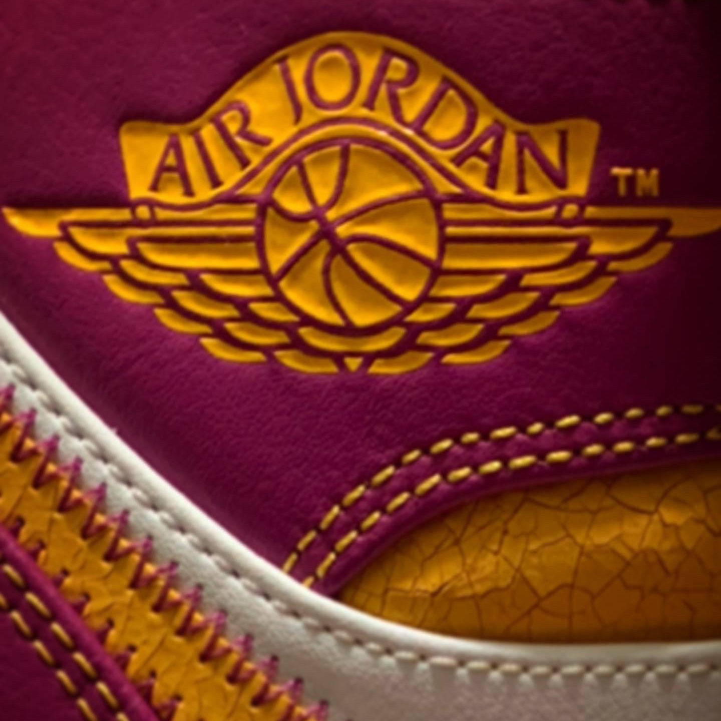 Jordan 1 Mid DOD Familia 착용 스타일 - 1