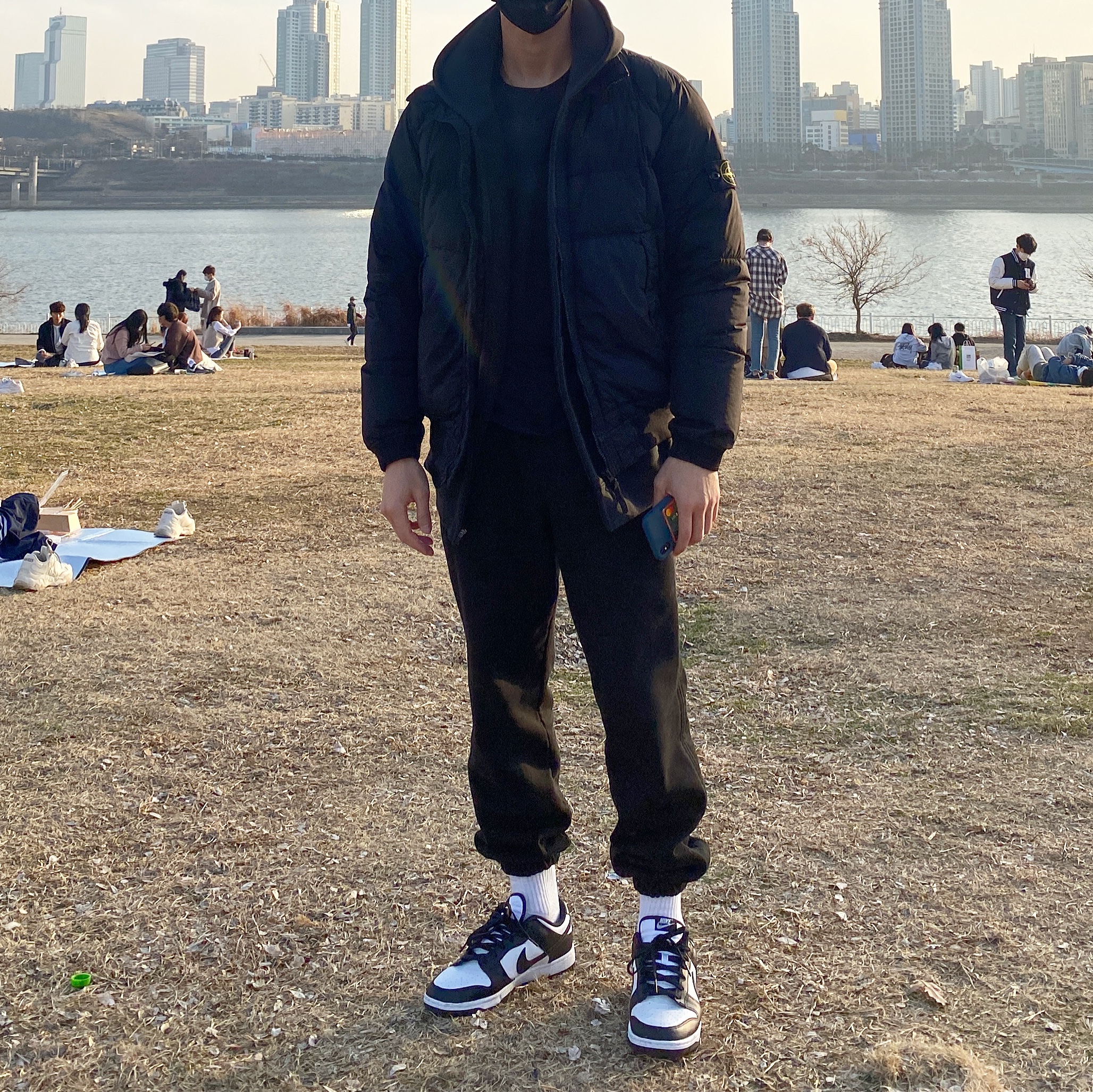 Nike Dunk Low Retro Black 착용 스타일