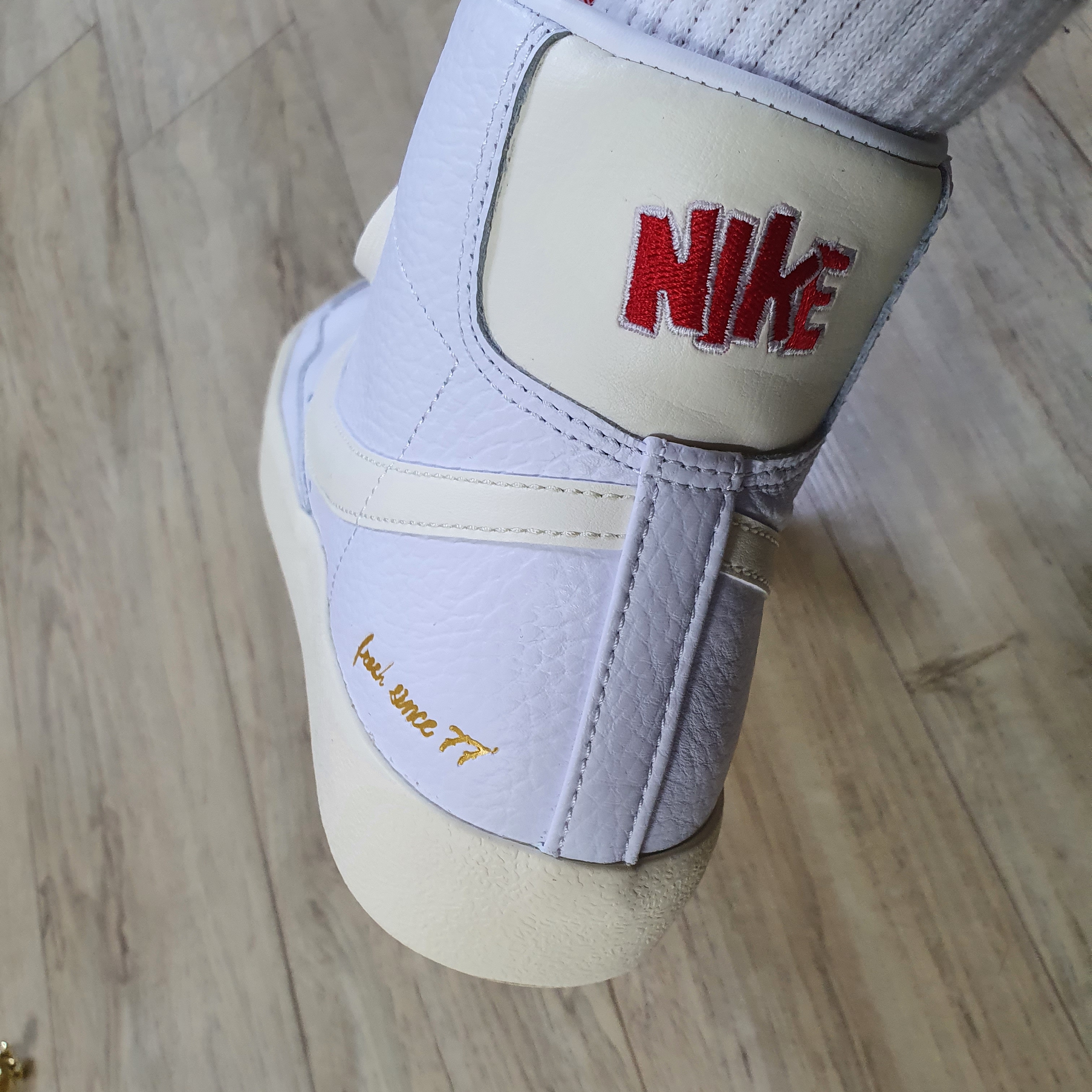 Nike Blazer Mid '77 Vintage Popcorn 착용 스타일 - 5