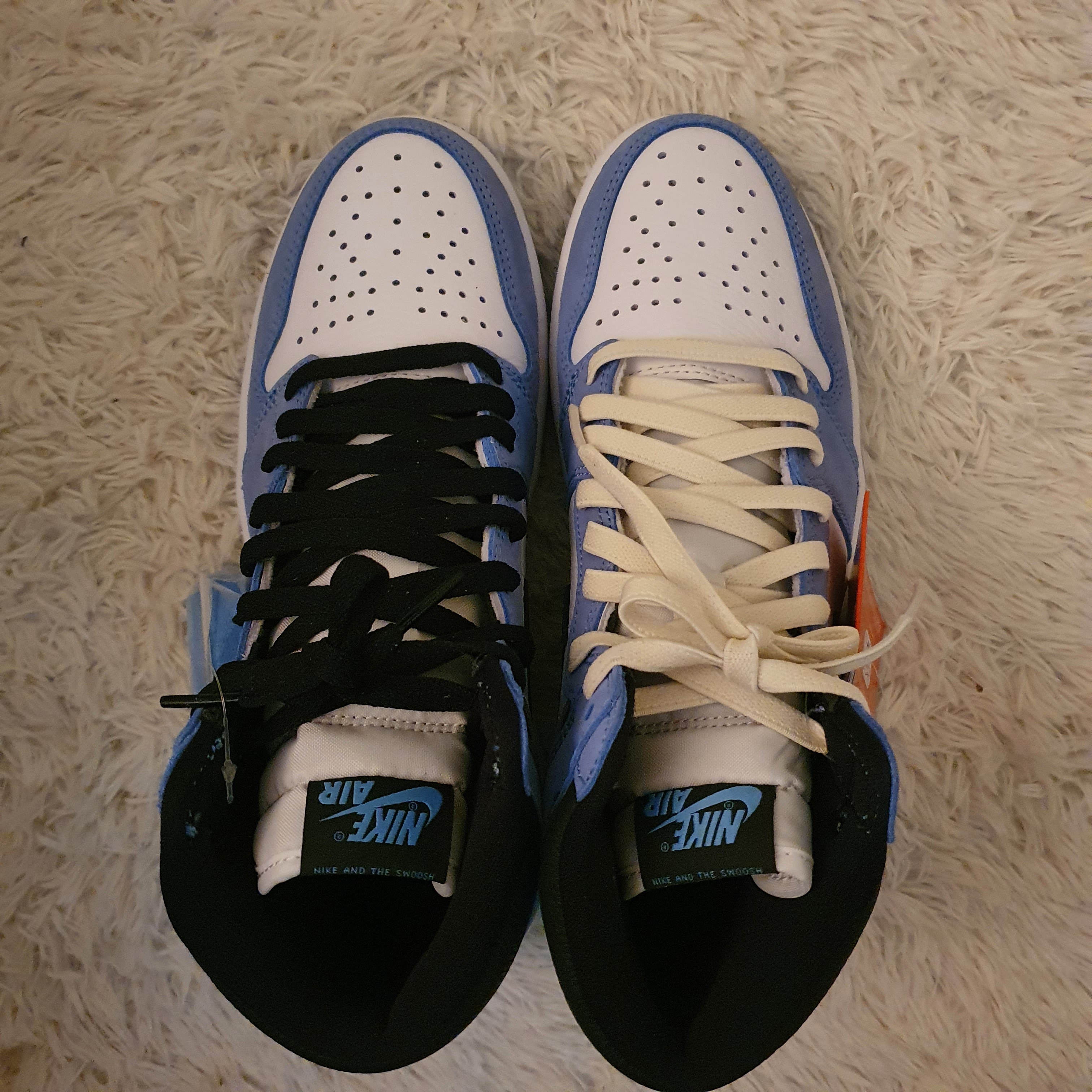 Jordan 1 Retro High OG University Blue 착용 스타일 - 4