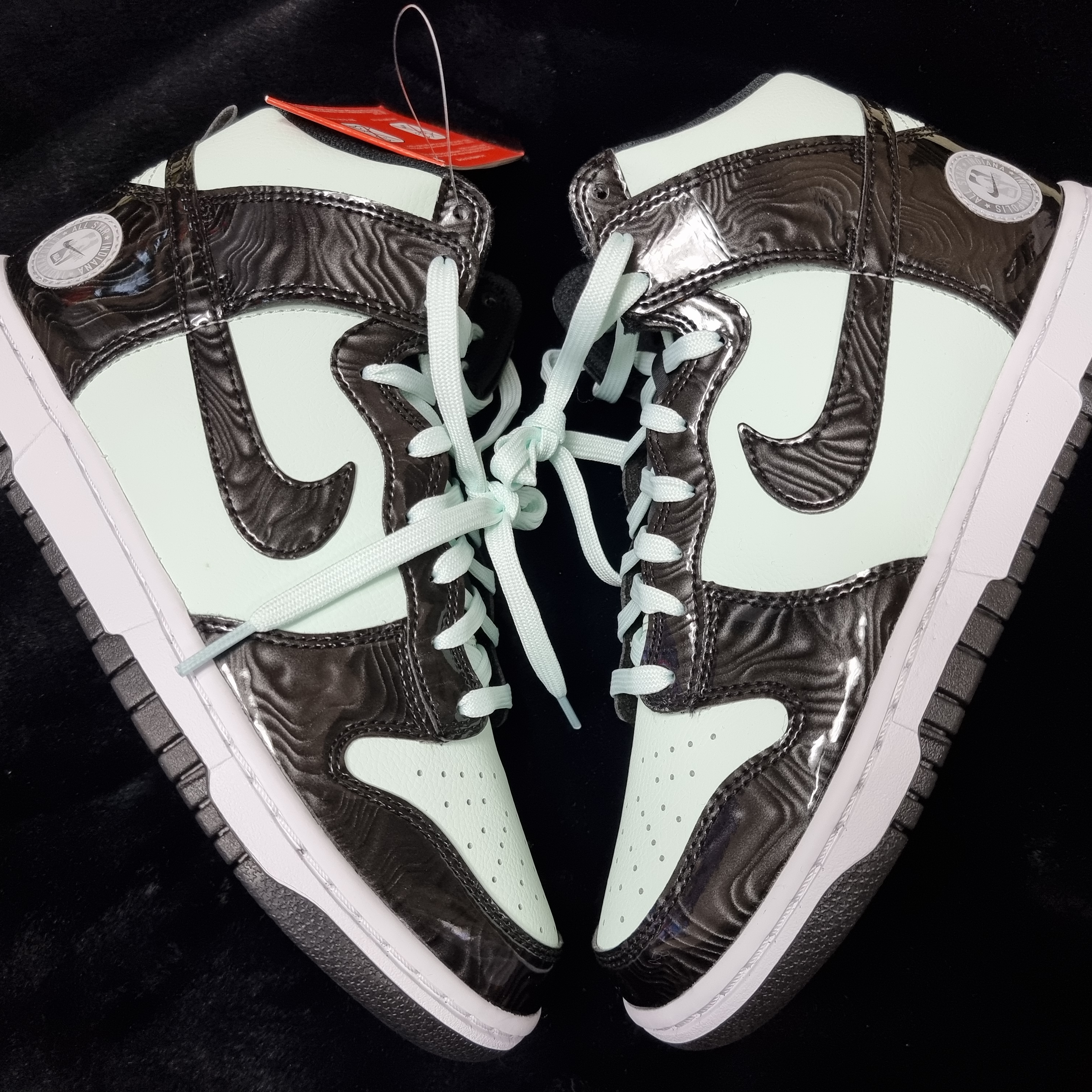 Nike Dunk High Barely Green, (GS) Nike Dunk High Barely Green 착용 스타일 - 1