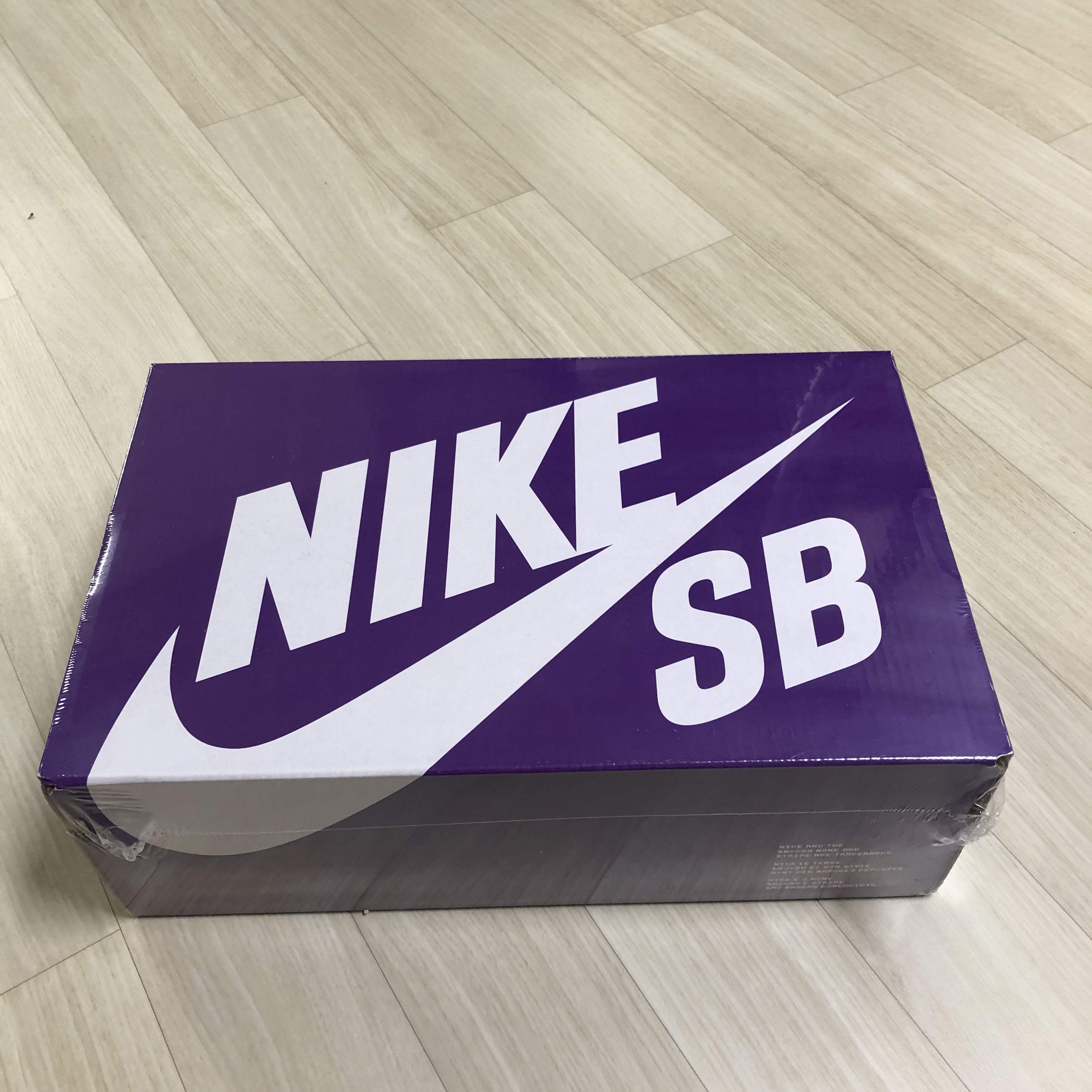 Nike SB Dunk Low Pro Court Purple 착용 스타일 - 1