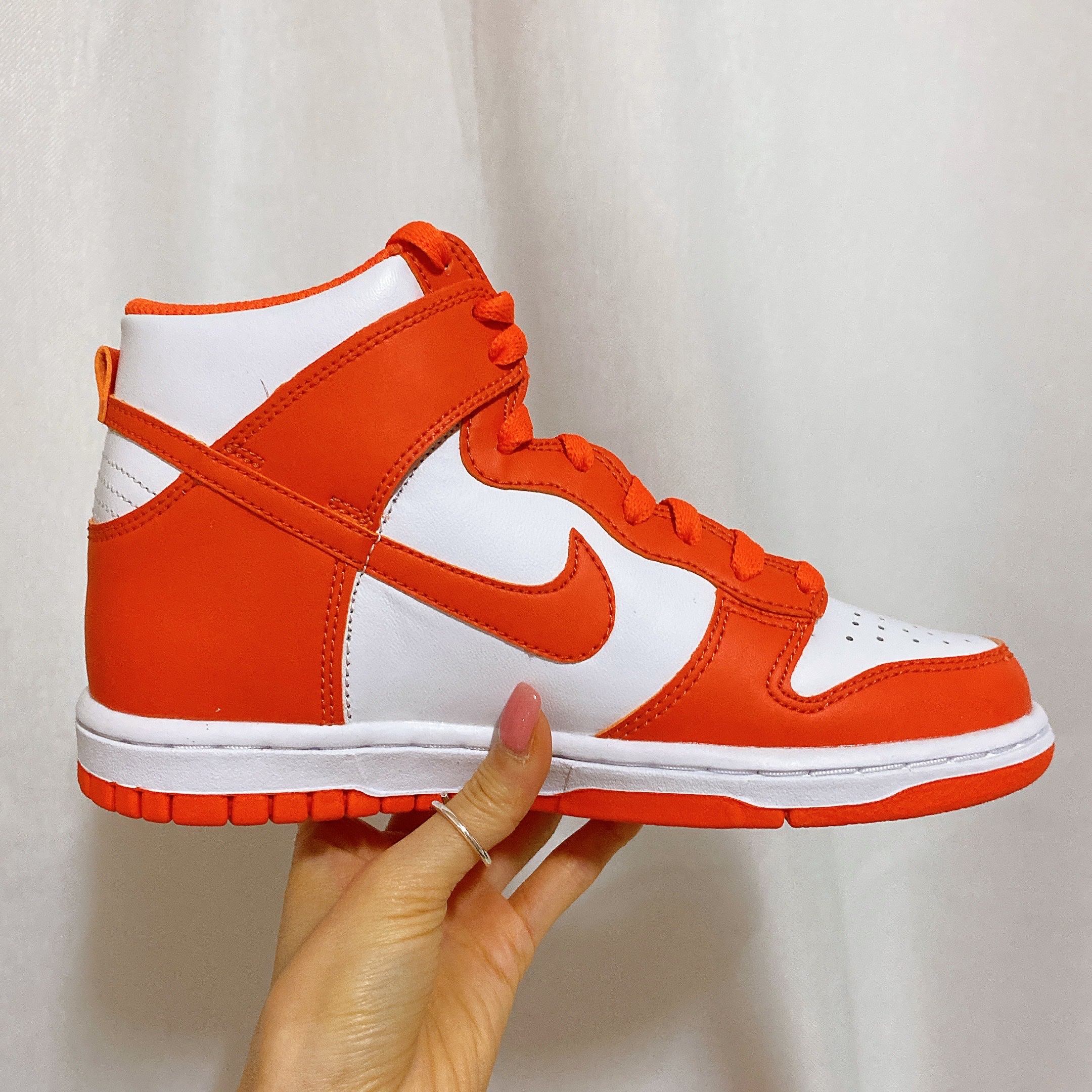 (GS) Nike Dunk High Orange Blaze 착용 스타일 - 1
