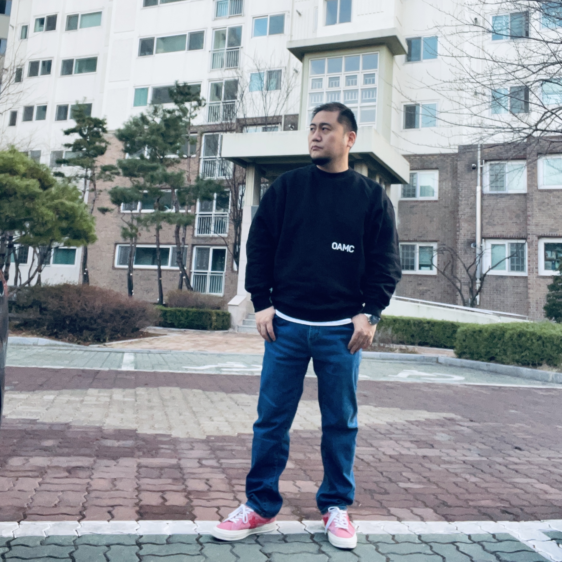 Converse x Golf le Fleur One Star Ox Geranium Pink 착용 스타일 - 2
