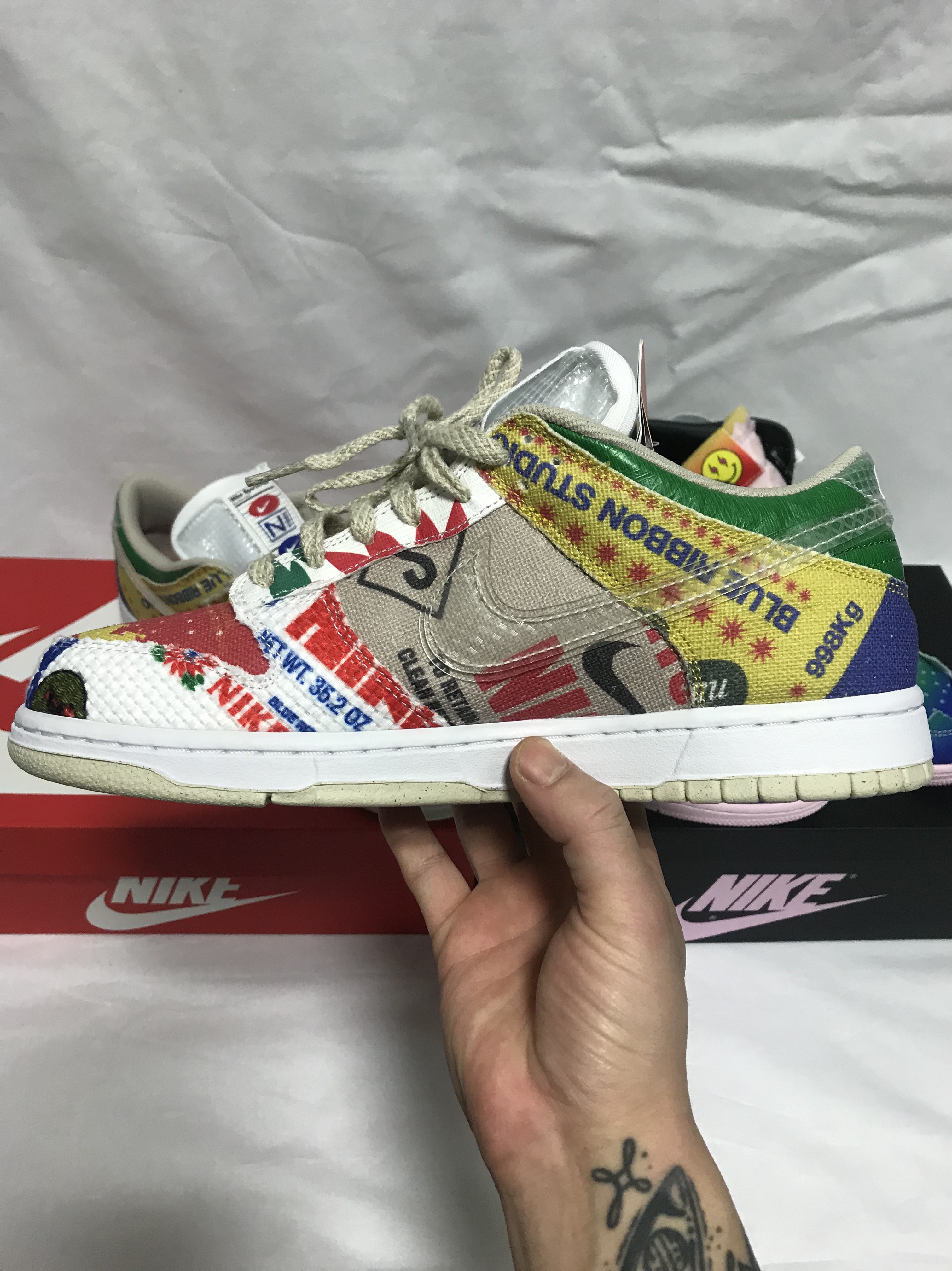 Jordan 1 x J Balvin Retro High OG, Nike Dunk Low SP City Market 착용 스타일 - 4