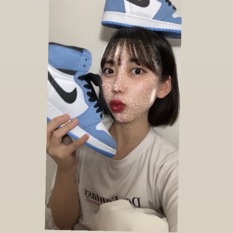 (GS) Jordan 1 Retro High OG University Blue 착용 스타일 - 2