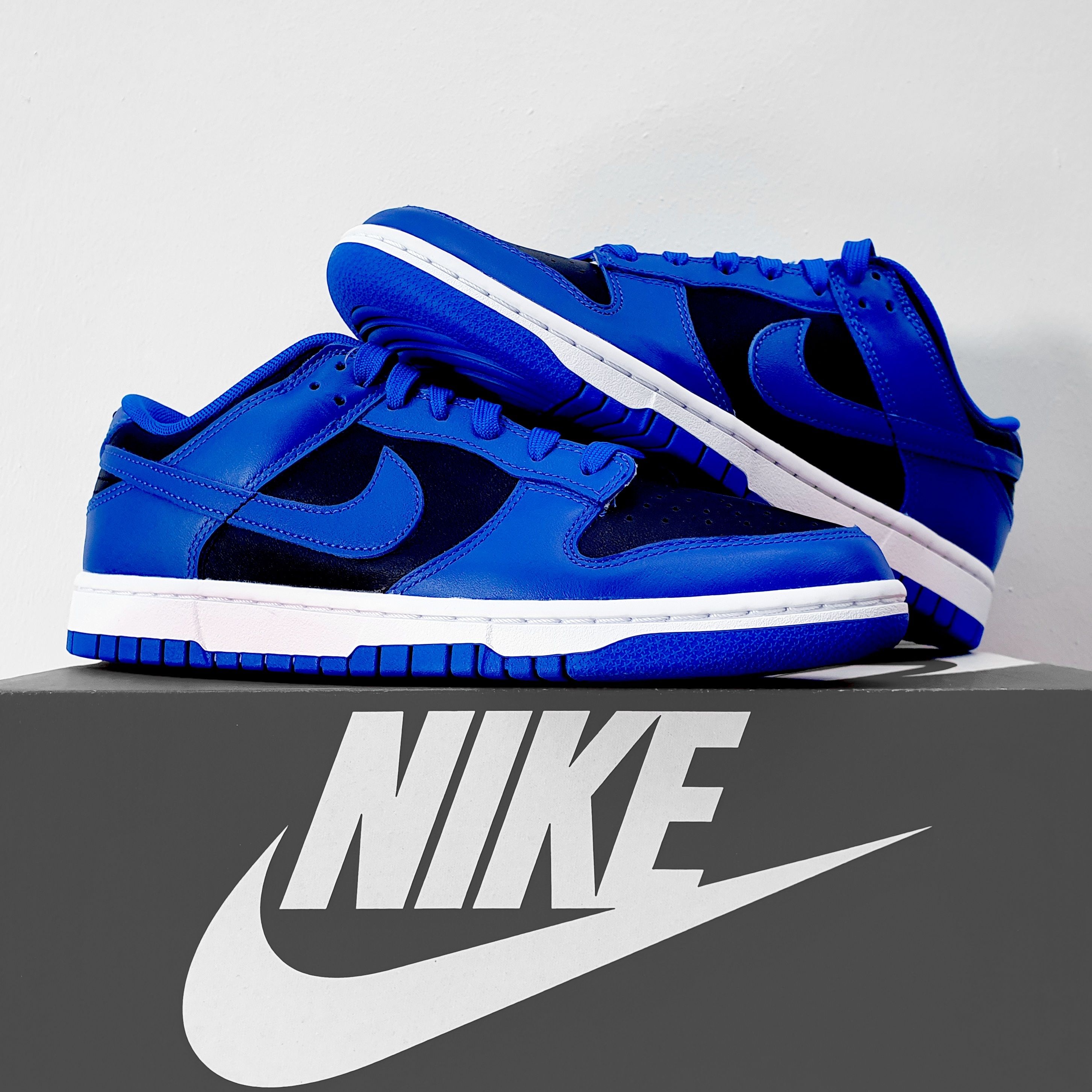 Nike Dunk Low Retro Hyper Cobalt 착용 스타일