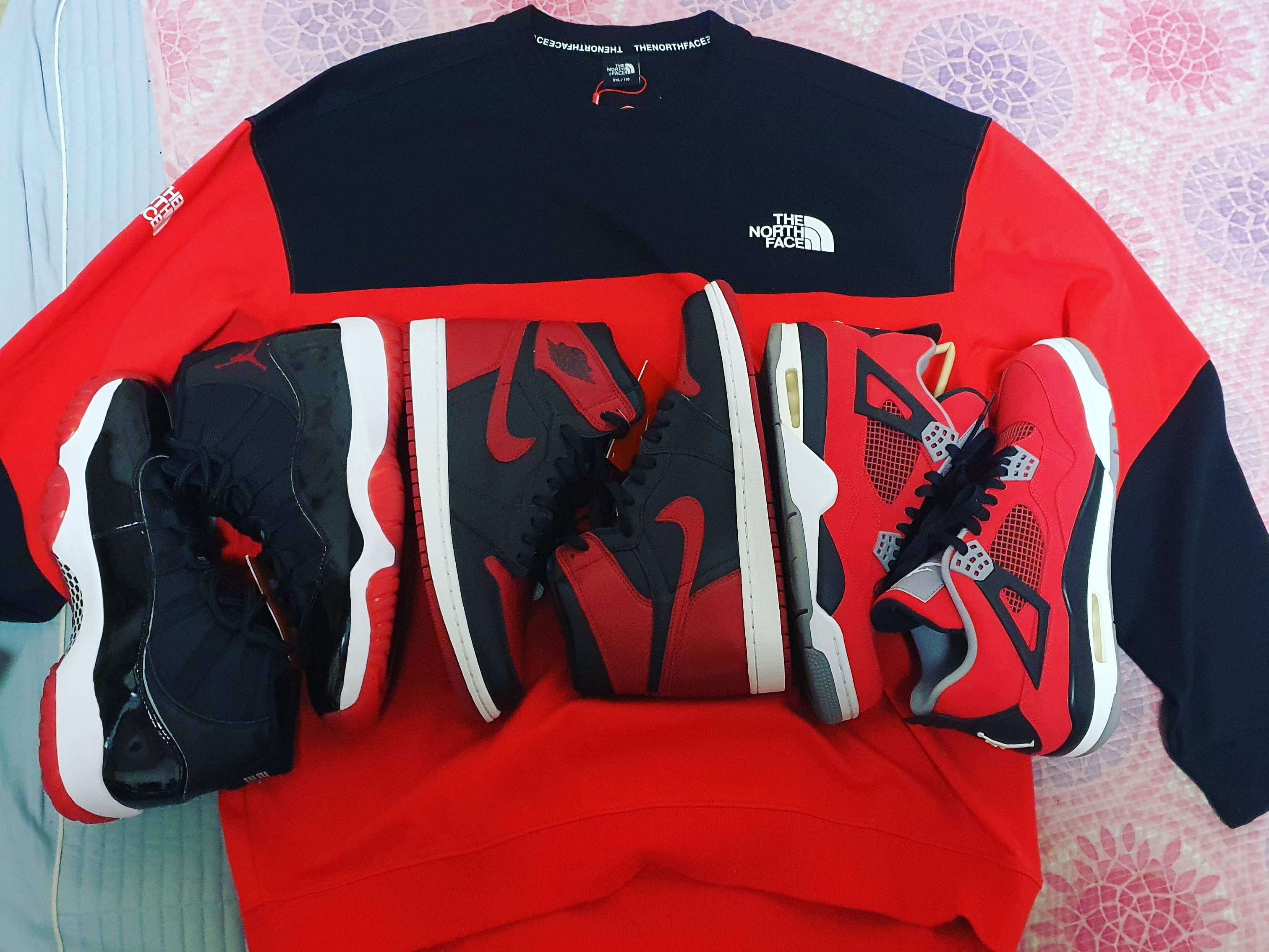 Jordan 1 Retro High OG University Blue, Jordan 1 Retro High Spider-Man Origin Story 착용 스타일 - 2