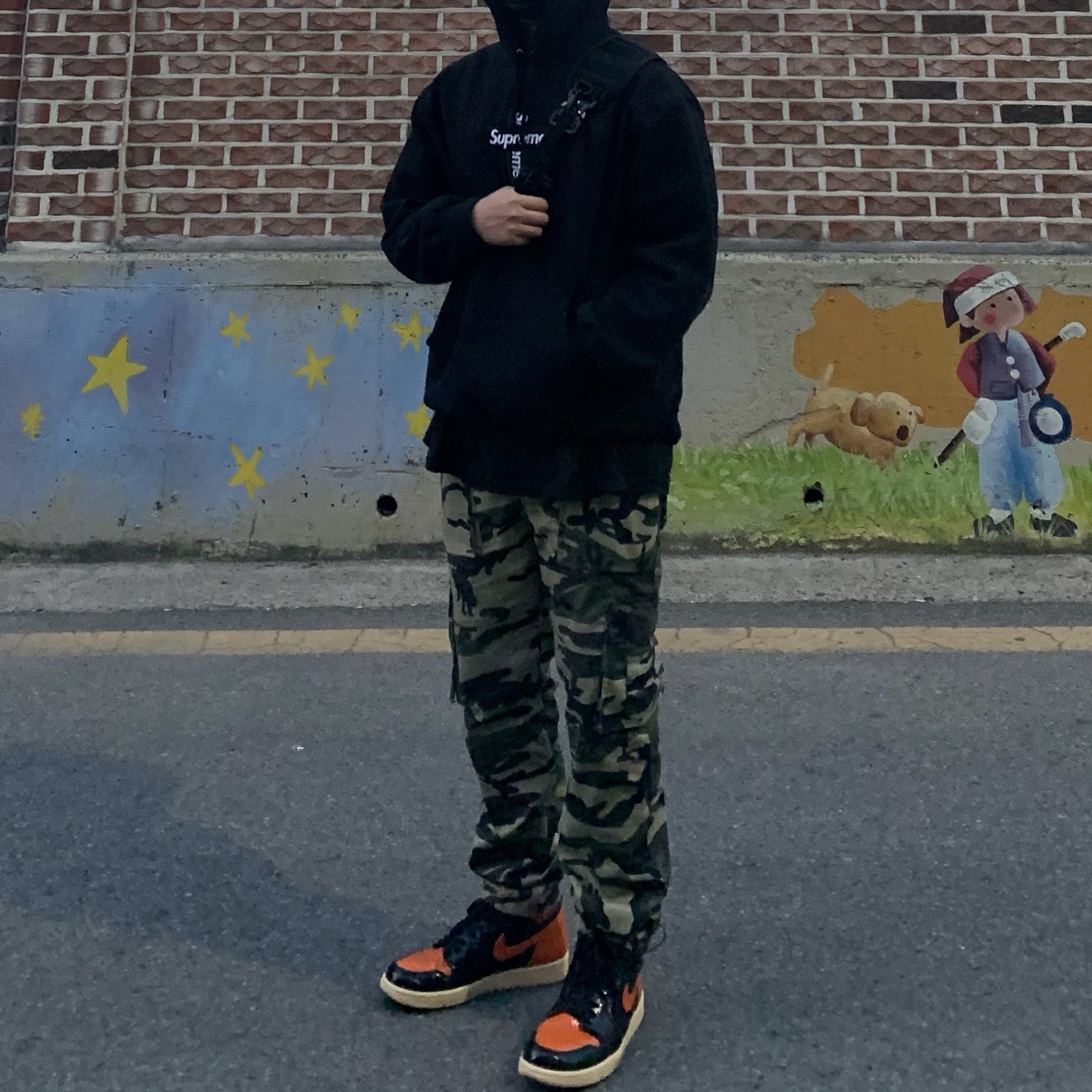 Supreme Cross Box Logo Hooded Sweatshirt Black - 20FW, Jordan 1 Retro High Shattered Backboard 3.0 착용 스타일