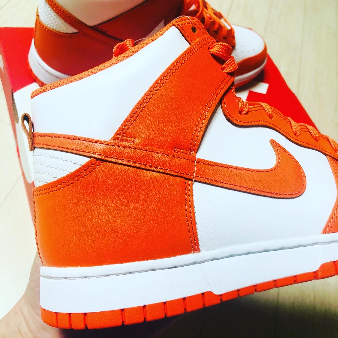 Nike Dunk High Retro Orange Blaze 착용 스타일 - 5