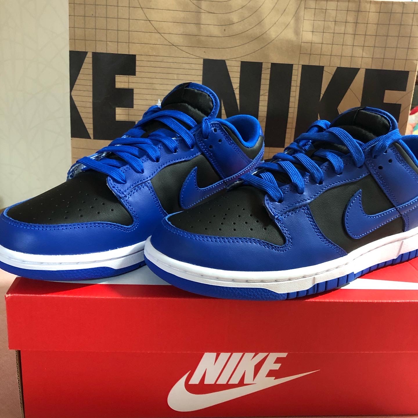 Nike Dunk Low Retro Hyper Cobalt 착용 스타일