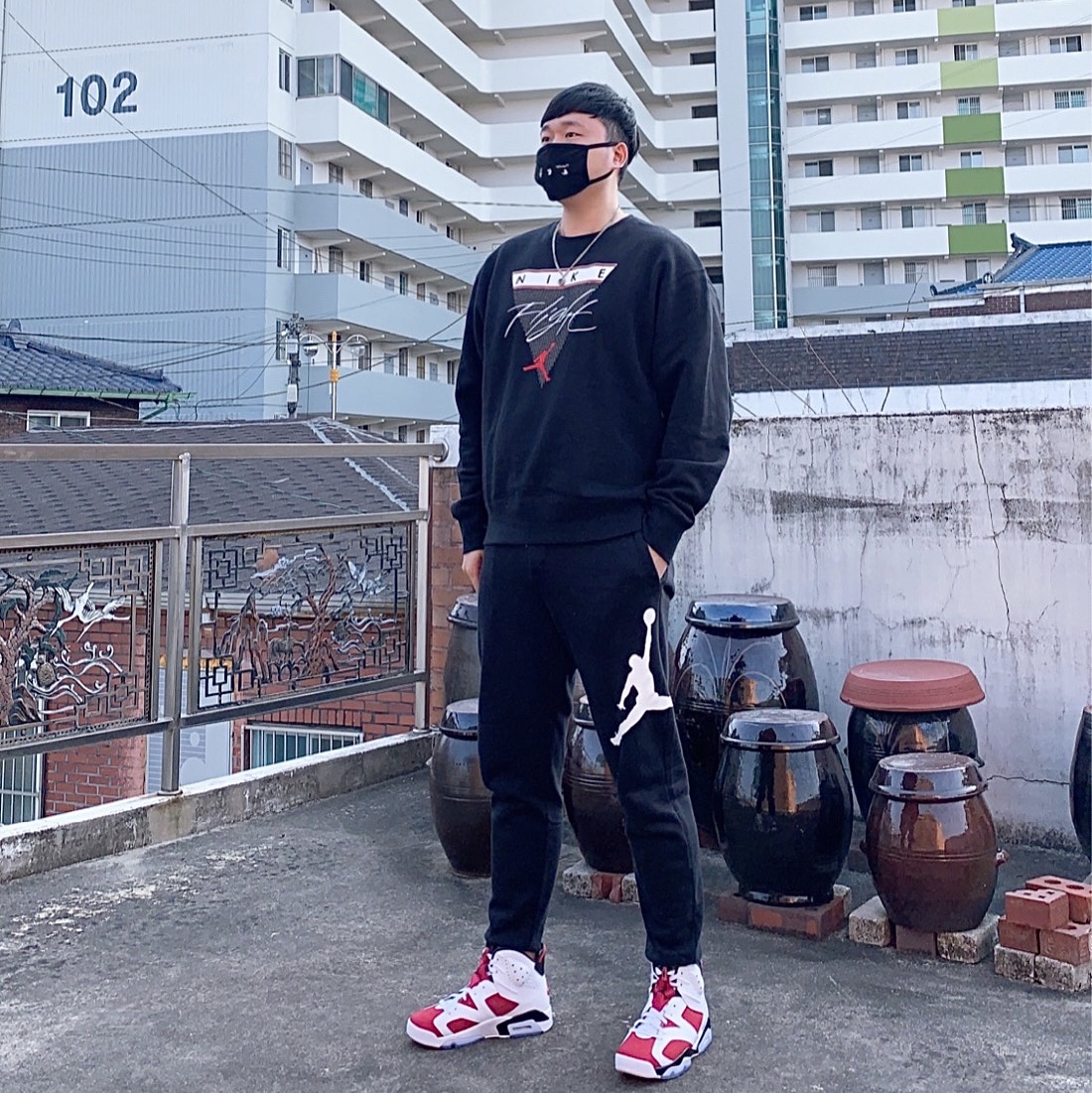 Jordan 6 Retro Carmine 2021 착용 스타일 - 1