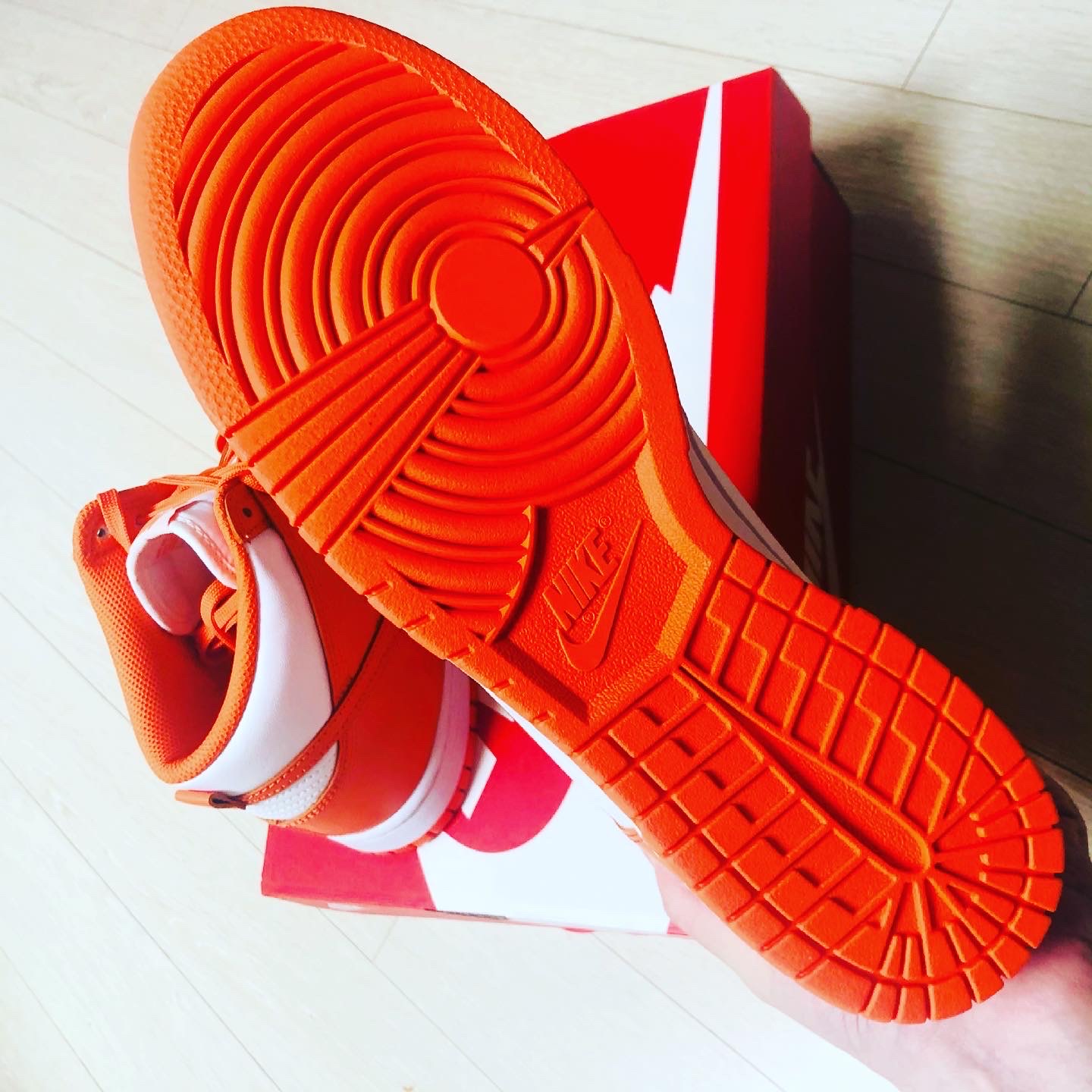 Nike Dunk High Retro Orange Blaze 착용 스타일 - 4