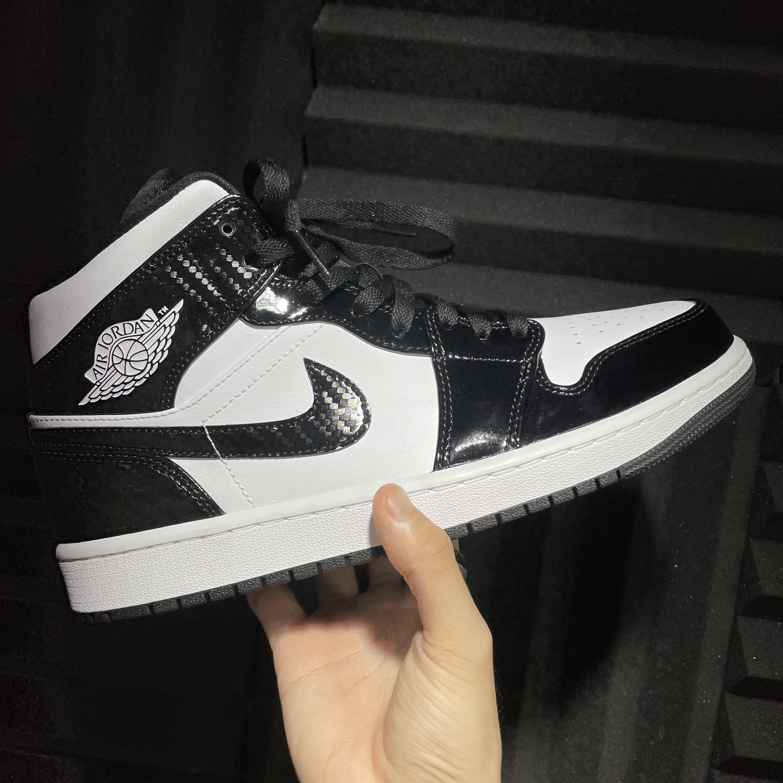 Jordan 1 Mid SE ASW Black 착용 스타일