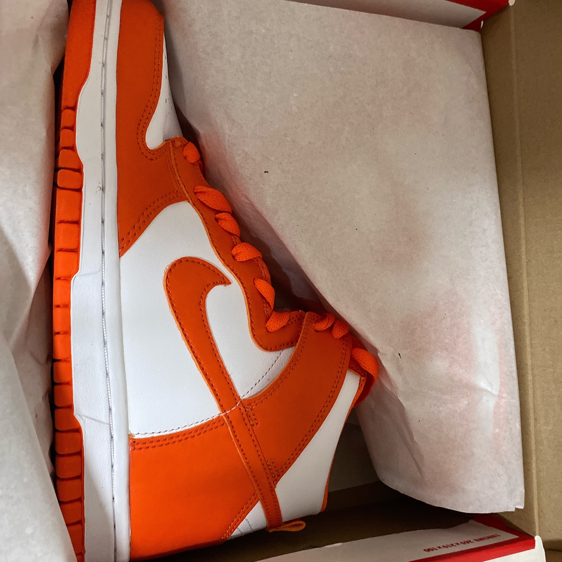(GS) Nike Dunk High Orange Blaze 착용 스타일 - 2