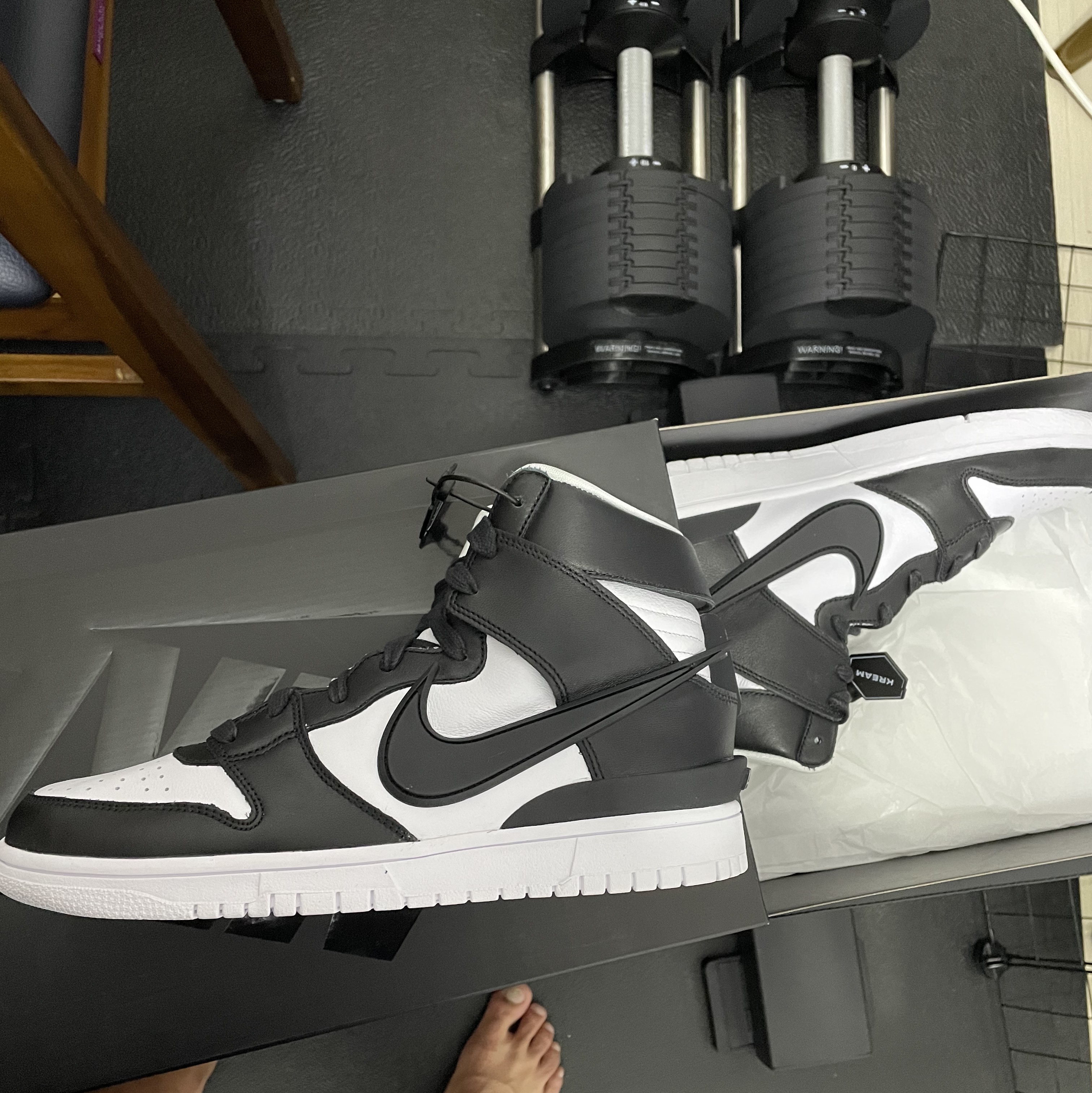Nike x Ambush Dunk High Black 착용 스타일