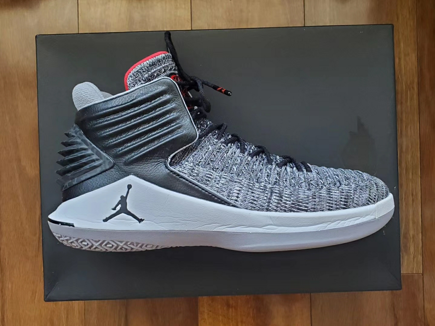 Jordan XXXII Black Cement 착용 스타일