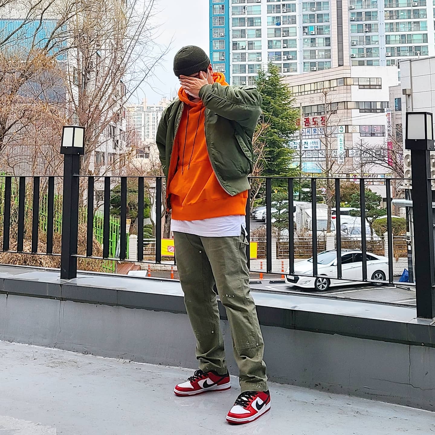 Nike SB Dunk Low Pro Chicago 착용 스타일 - 2