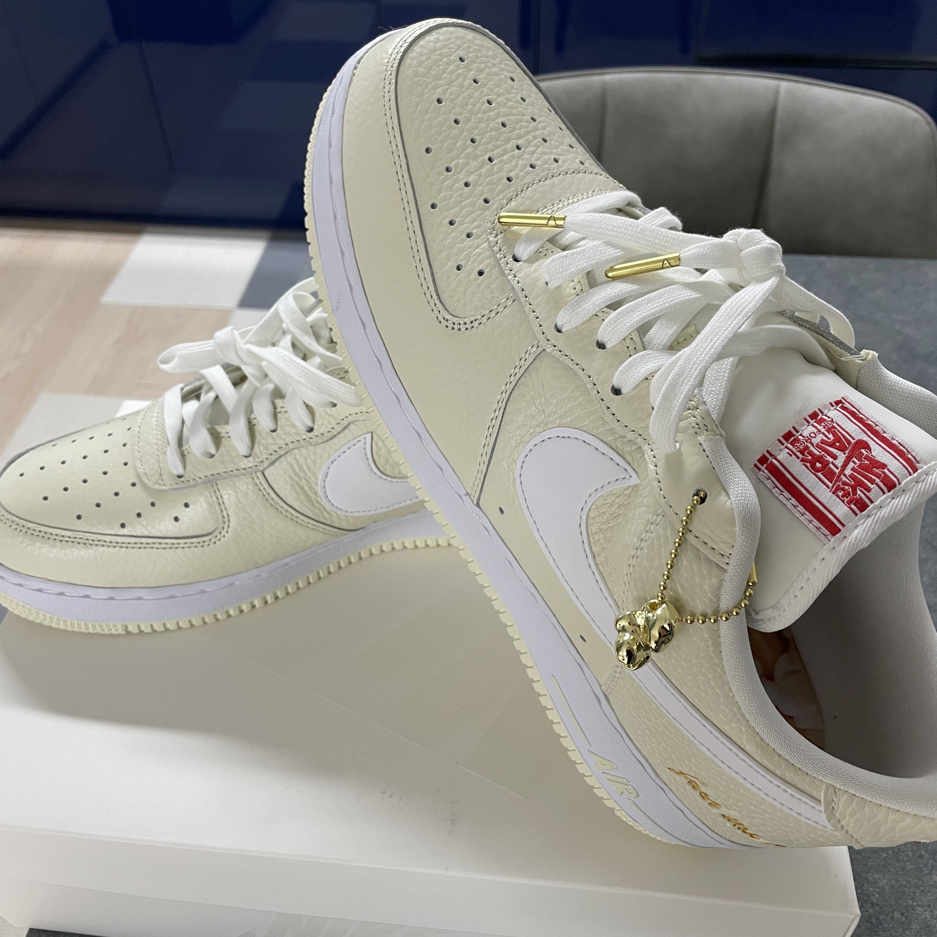 Nike Air Force 1 '07 PRM Popcorn 착용 스타일 - 1