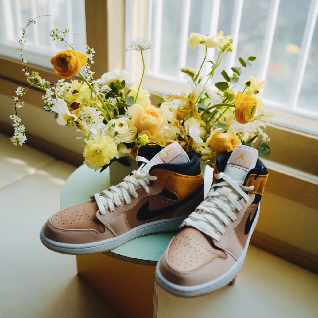 (W) Jordan 1 Mid SE Particle Beige 착용 스타일