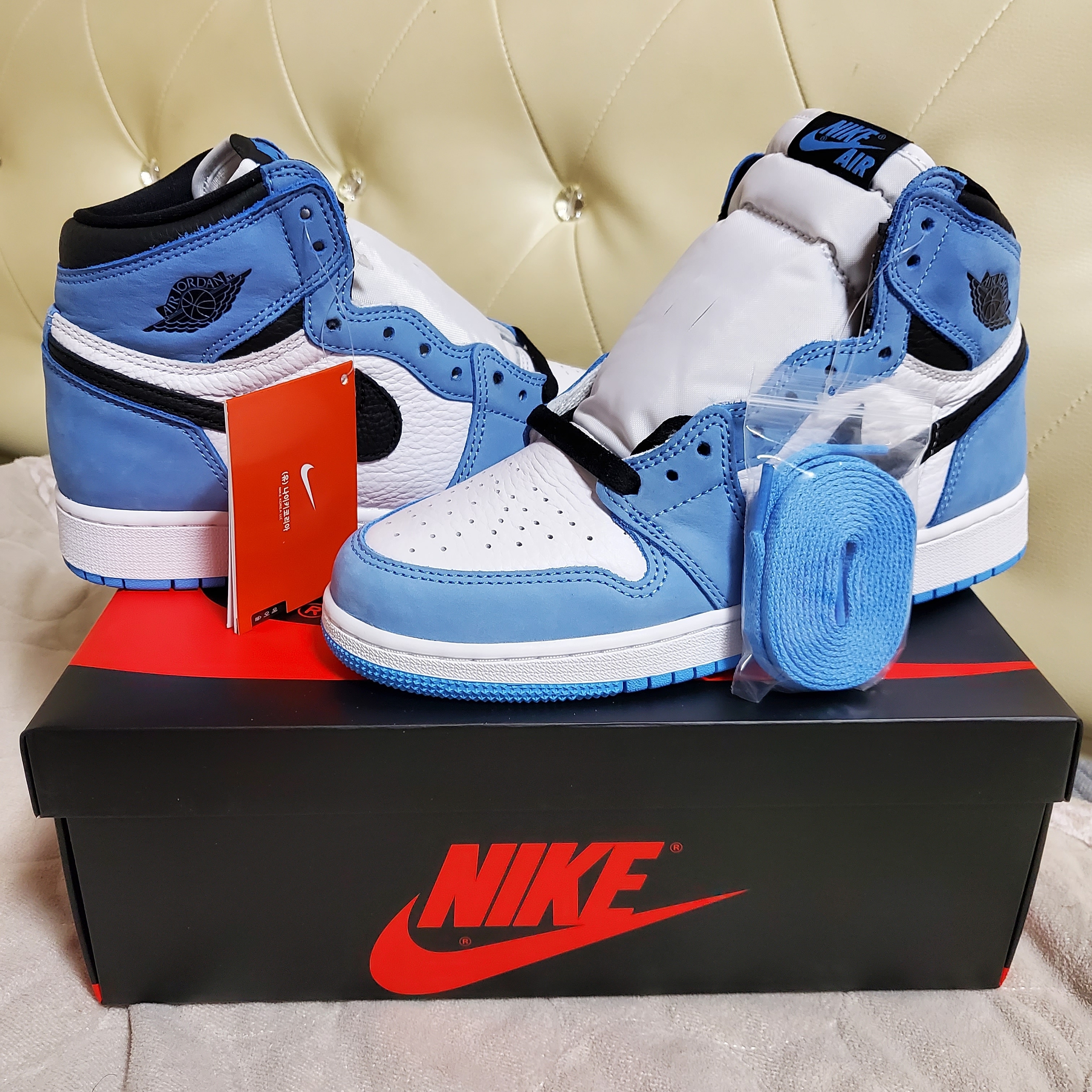 (GS) Jordan 1 Retro High OG University Blue 착용 스타일