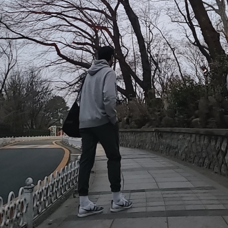 Nike Flyknit Trainer White Black 2017 착용 스타일 - 2