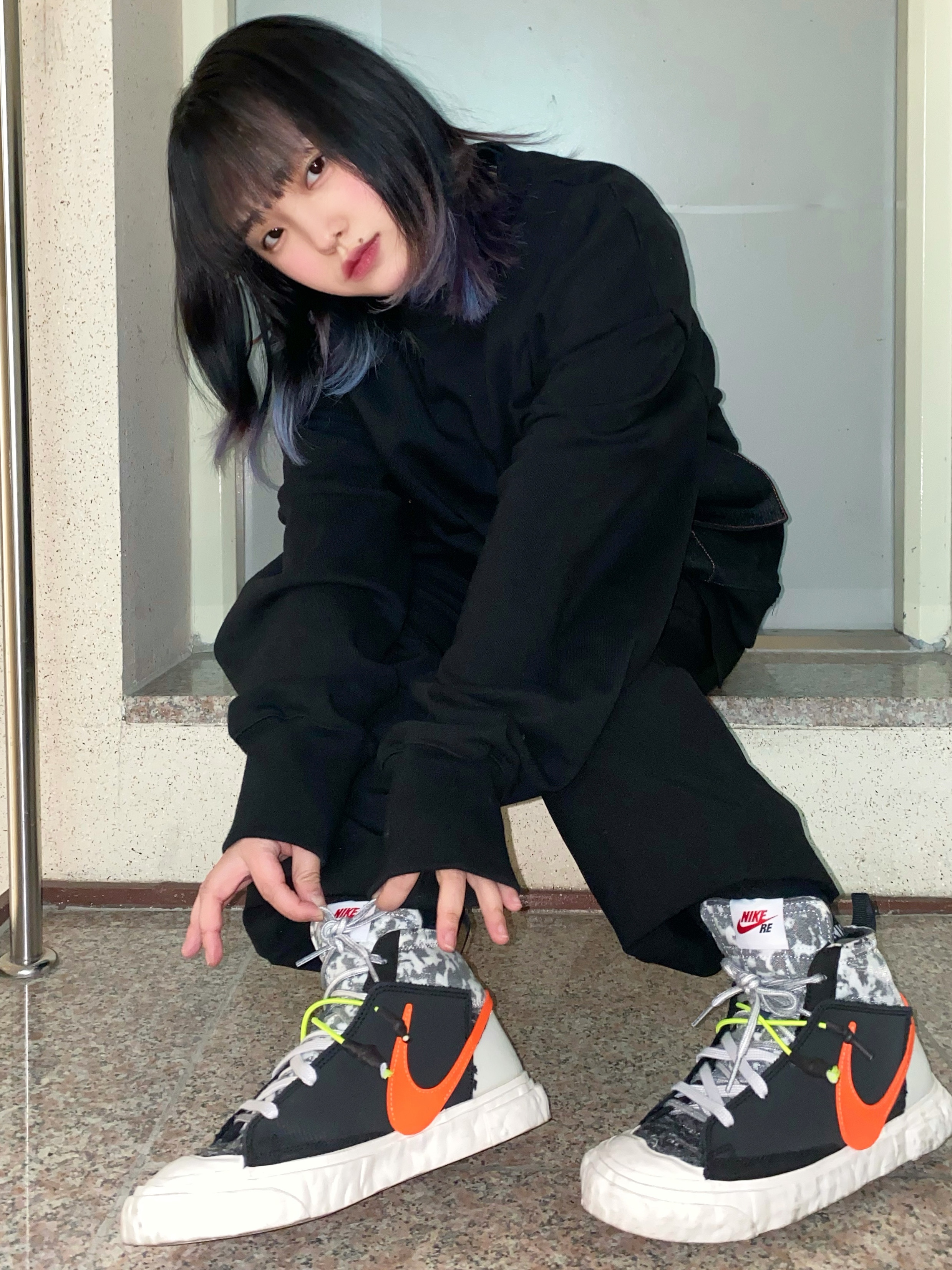 Nike x Readymade Blazer Mid Black 착용 스타일 - 1