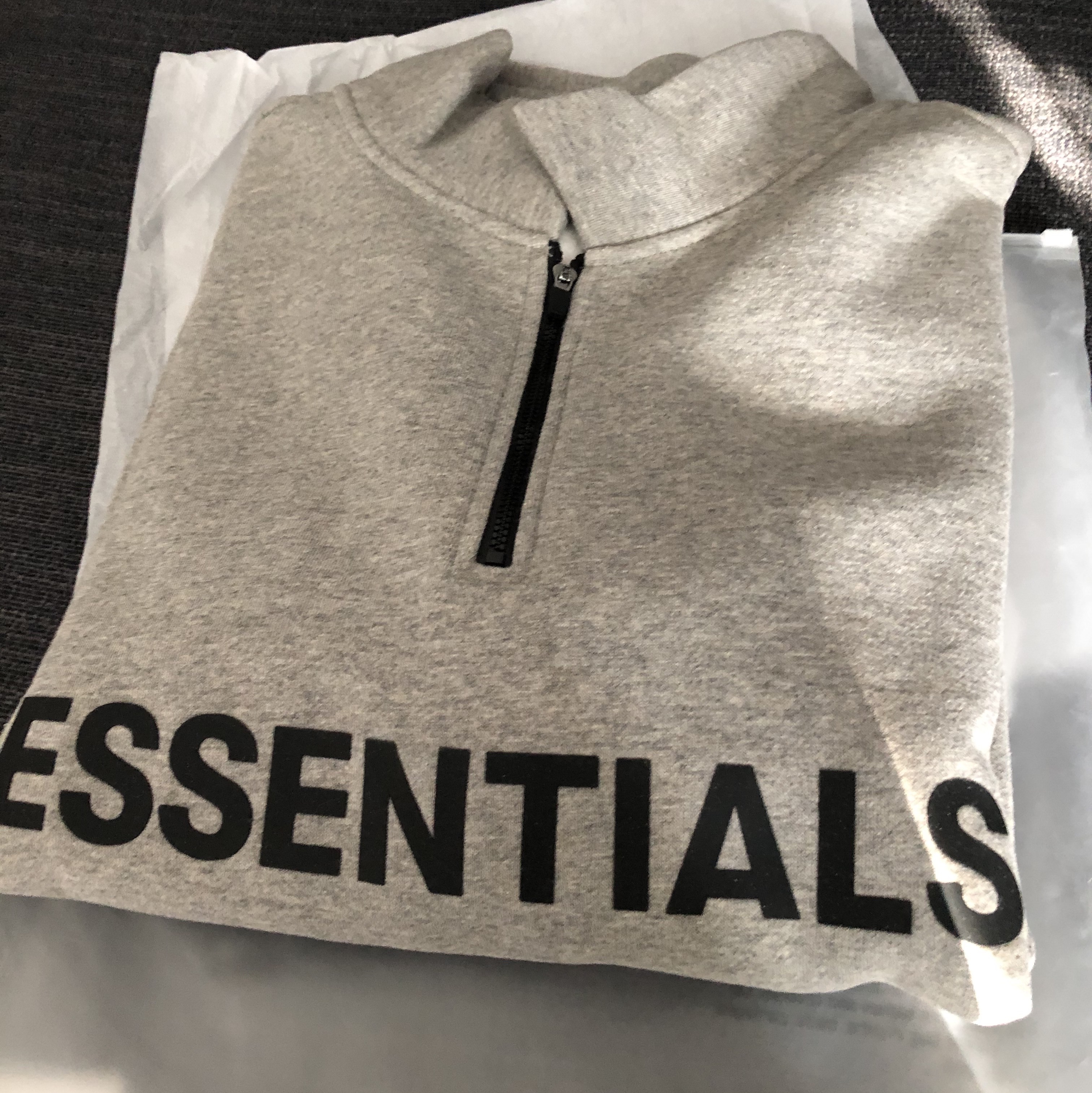 Essentials Half-Zip Pullover Heather Oatmeal/Dark Heather Oatmeal - 20FW 착용 스타일