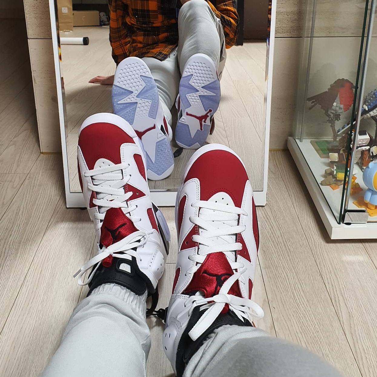 Jordan 11 Retro Low Concord Bred, Jordan 4 Retro OG Fire Red 2020 착용 스타일 - 4