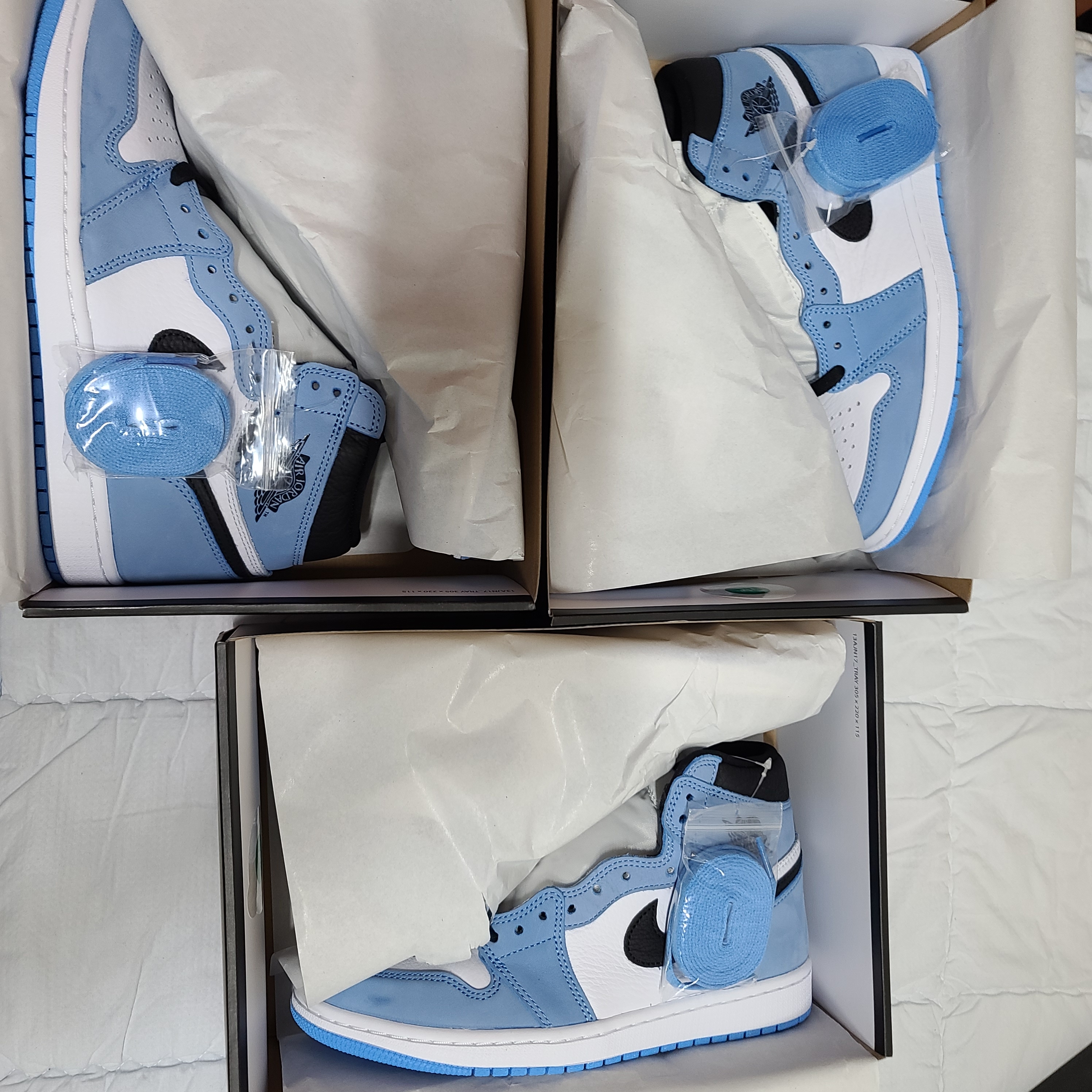 Jordan 1 Retro High OG University Blue 착용 스타일