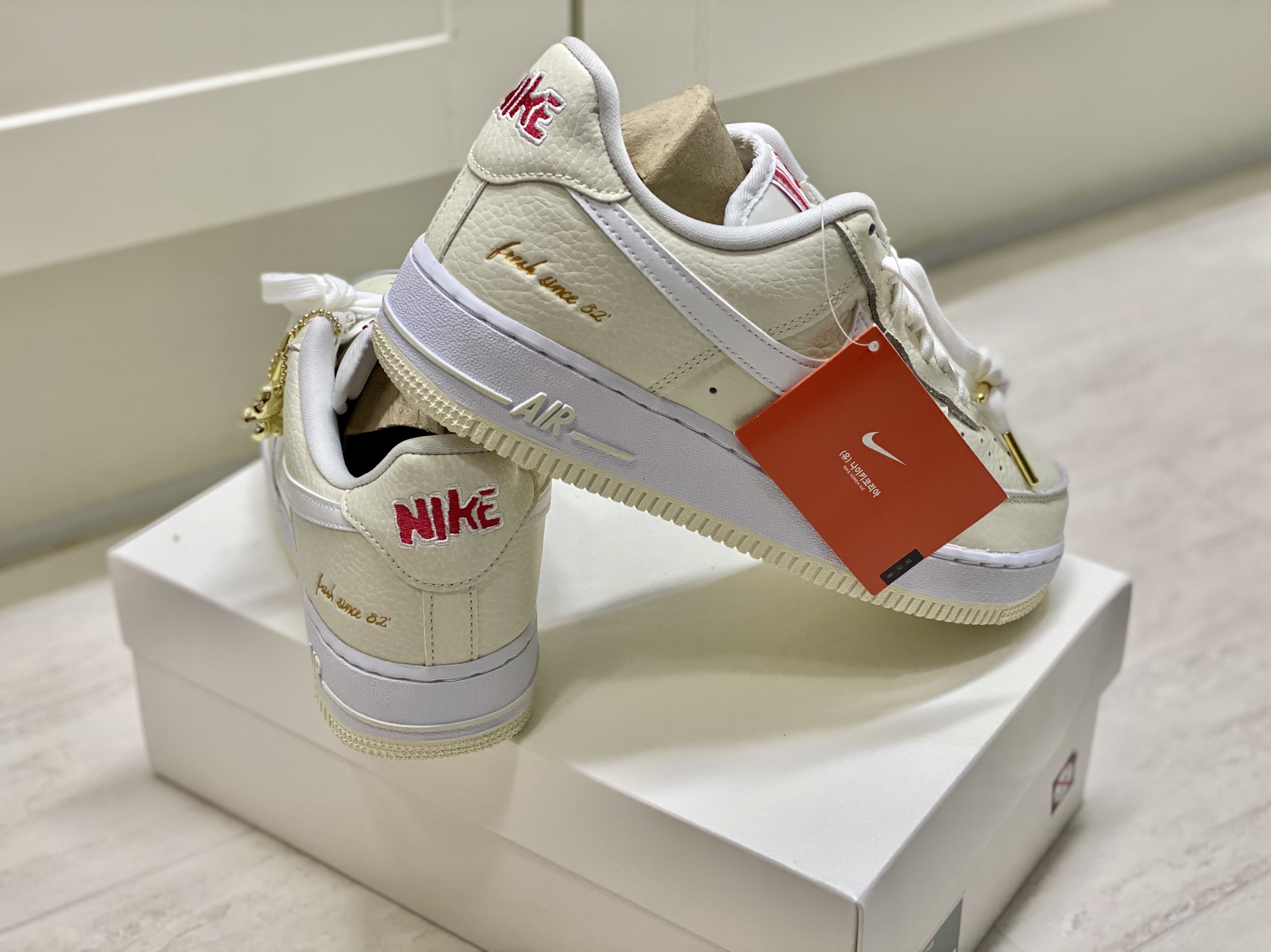Nike Air Force 1 '07 PRM Popcorn 착용 스타일 - 2