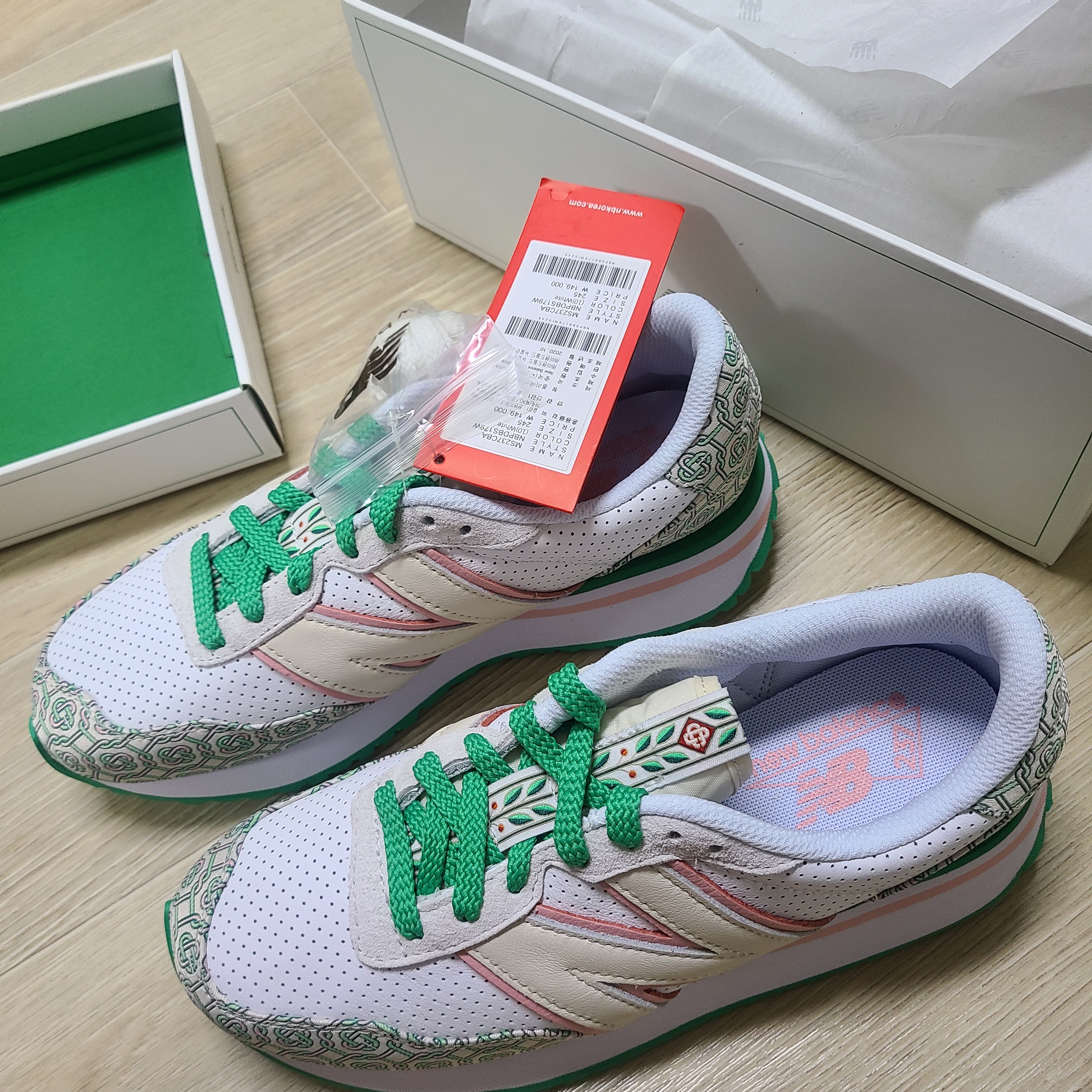 New Balance x Casablanca 237 Idealist Monogram White Green 착용 스타일