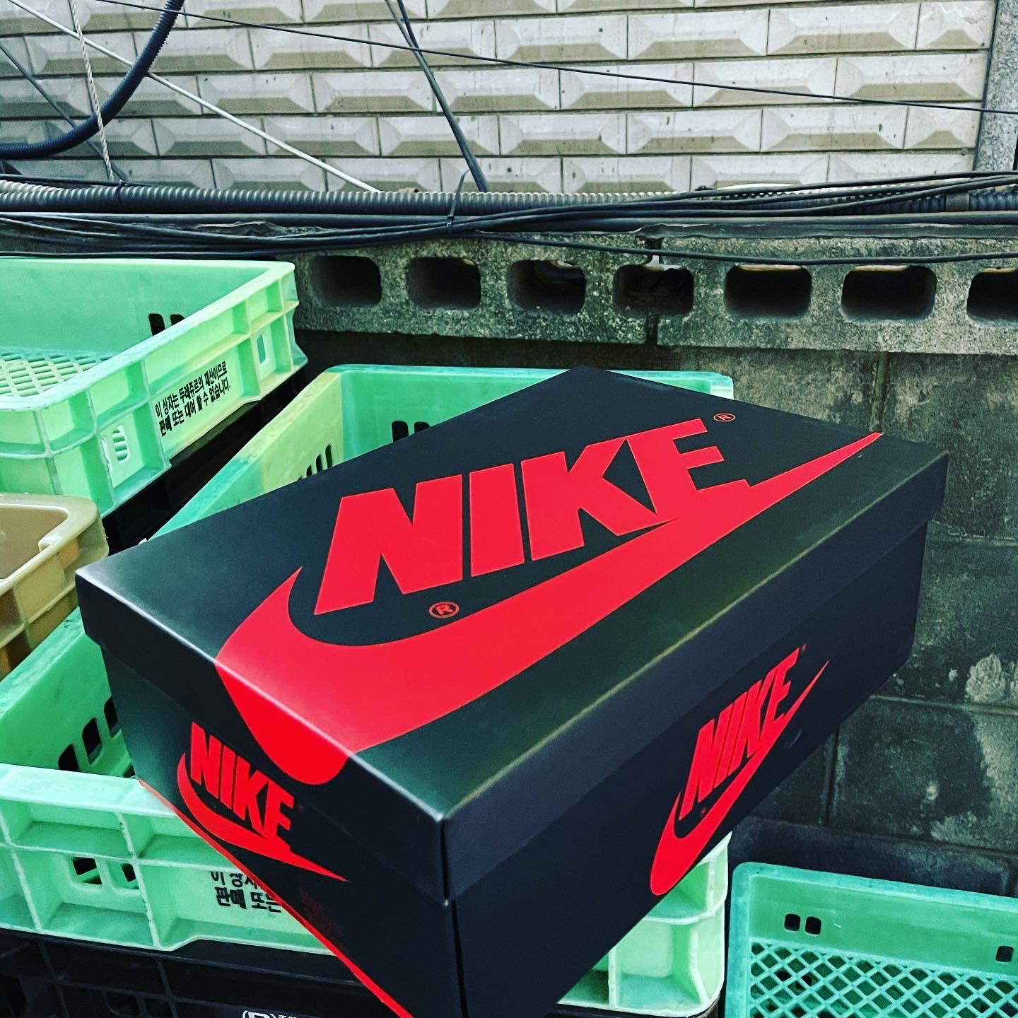 Jordan 1 Retro High OG University Blue 착용 스타일 - 2