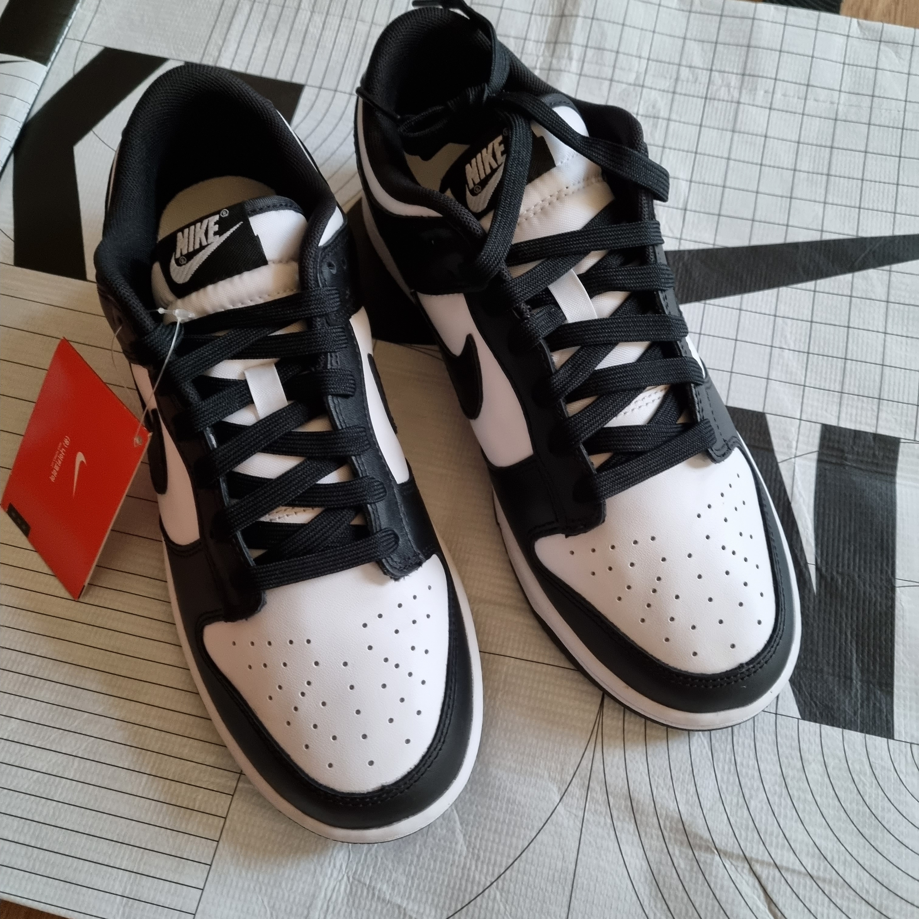Nike Dunk Low Retro Black 착용 스타일