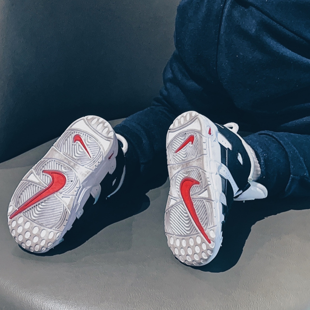 Nike Air More Uptempo Scottie Pippen 착용 스타일