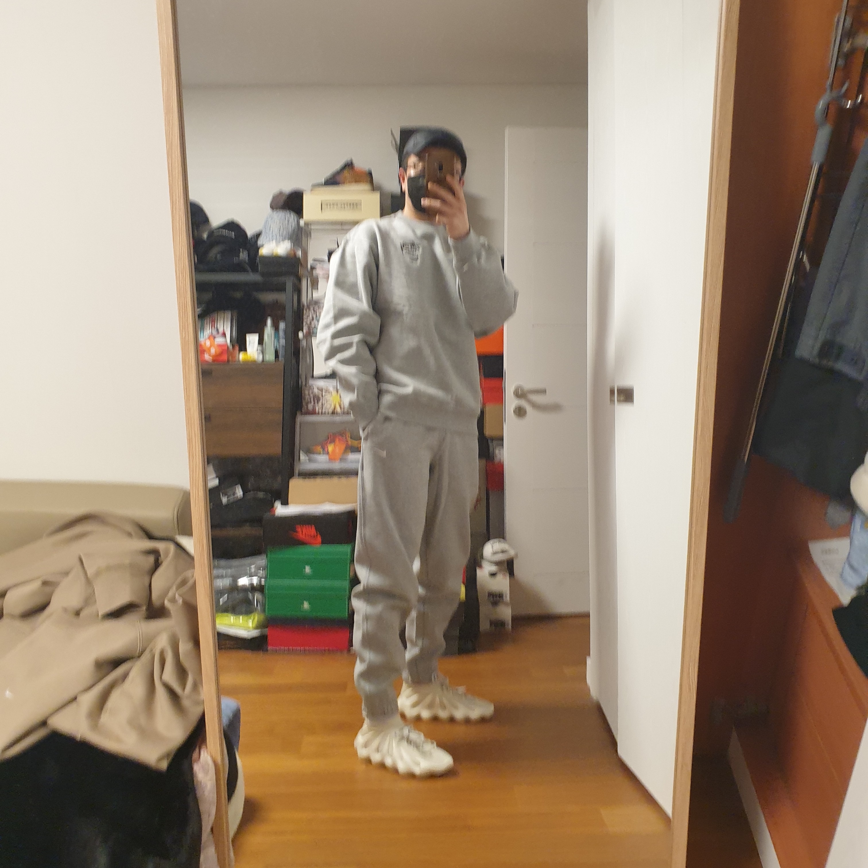 Nike x Stussy NRG ZR Fleece Crewneck Heather Grey - US/EU, Nike NRG Solo Swoosh Fleece Pants Dark Grey Heather - US/EU 착용 스타일 - 3